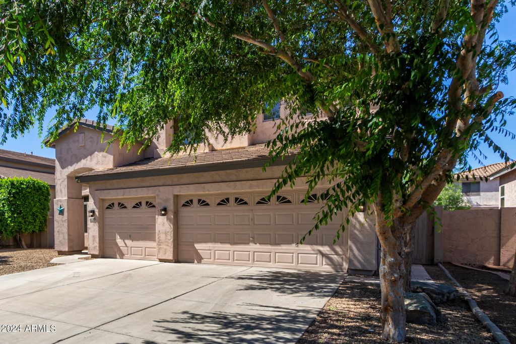 Photo of 1754 E Cotton Court, Gilbert, AZ 85234 (MLS # 6918311)