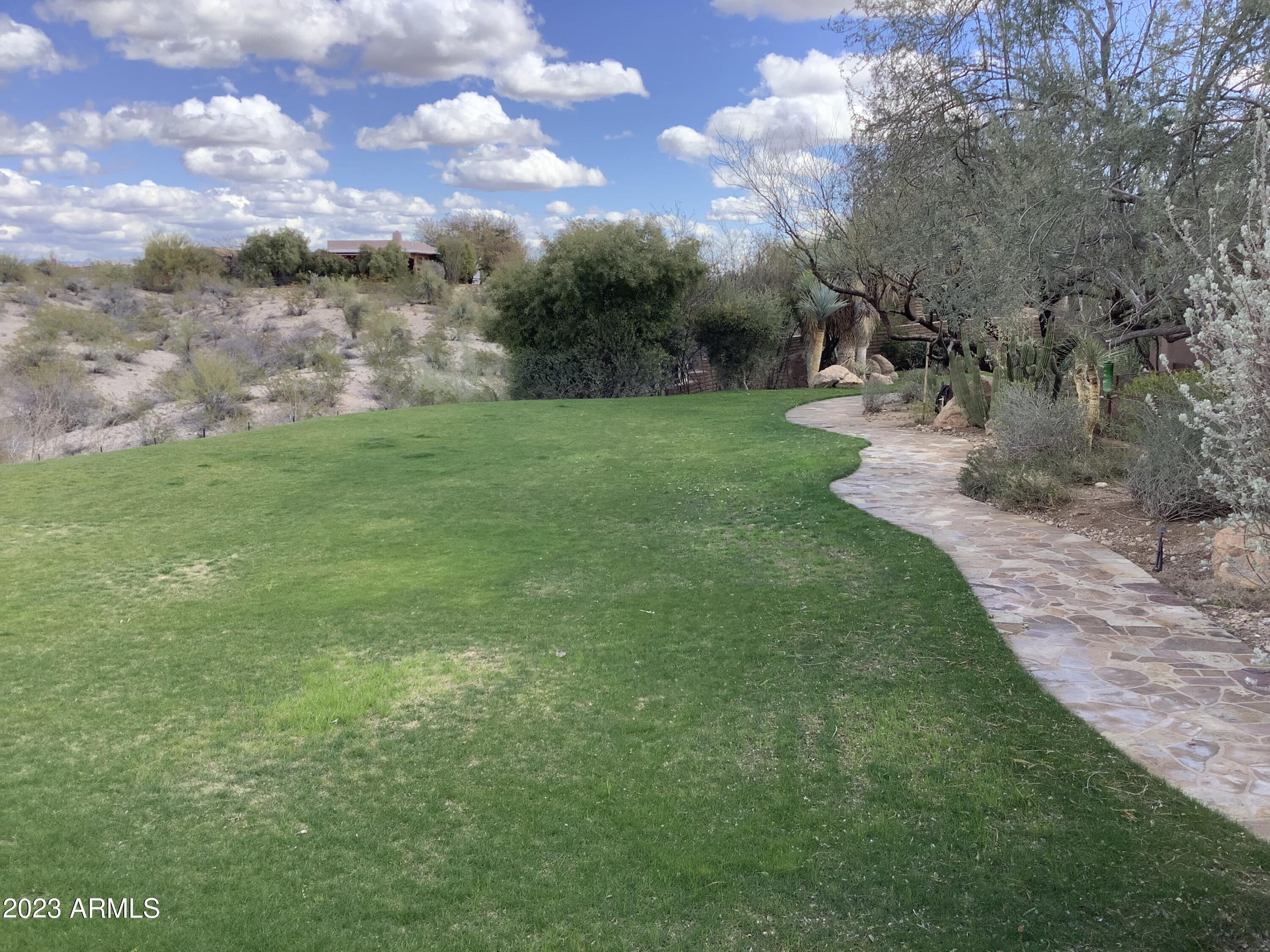 Wickenburg, Arizona 85390, United States, 3 Bedrooms Bedrooms, ,4 BathroomsBathrooms,Residential,Active,163222