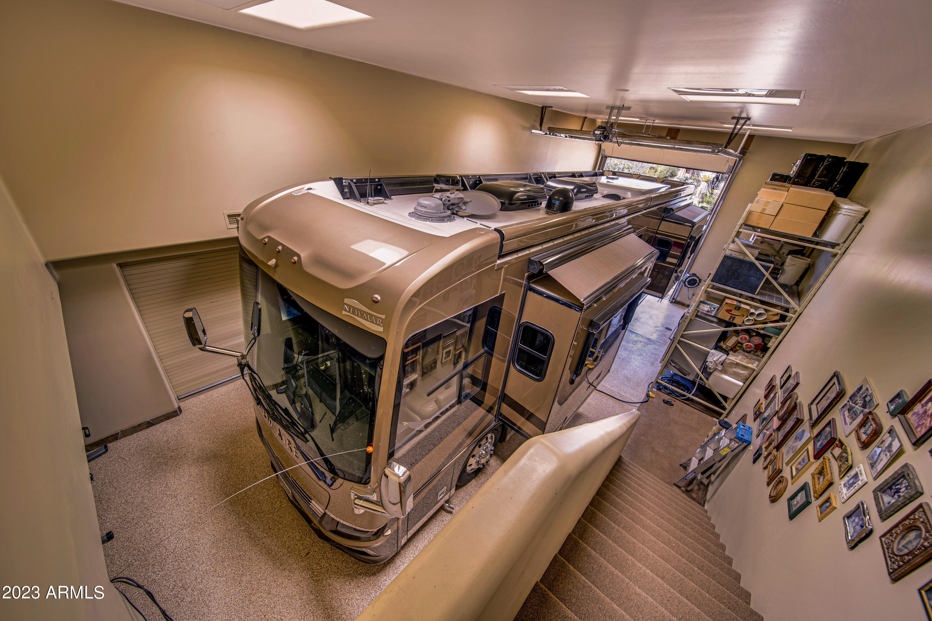 Wickenburg, Arizona 85390, United States, 3 Bedrooms Bedrooms, ,4 BathroomsBathrooms,Residential,Active,163222