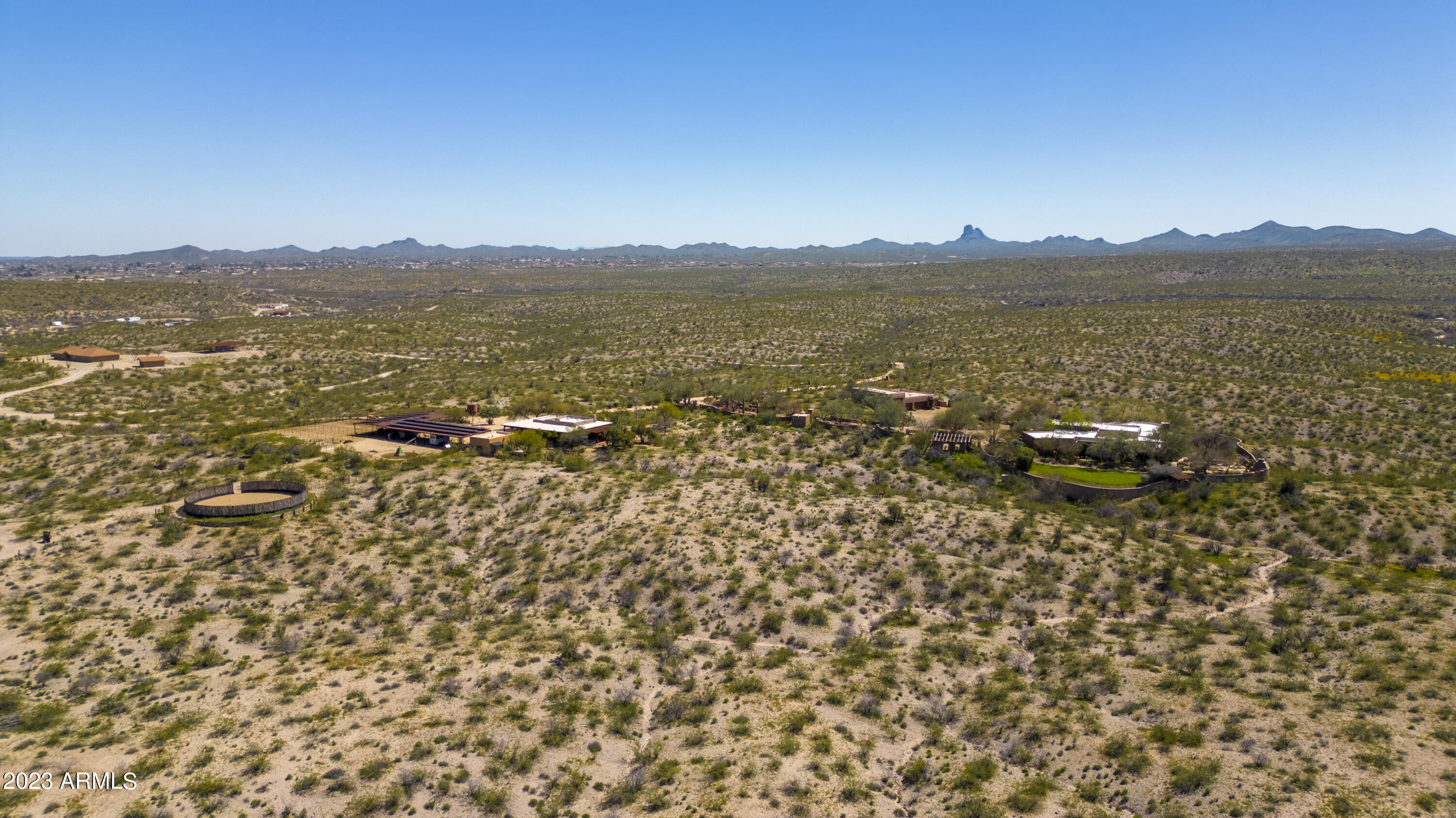 Wickenburg, Arizona 85390, United States, 3 Bedrooms Bedrooms, ,4 BathroomsBathrooms,Residential,Active,163222