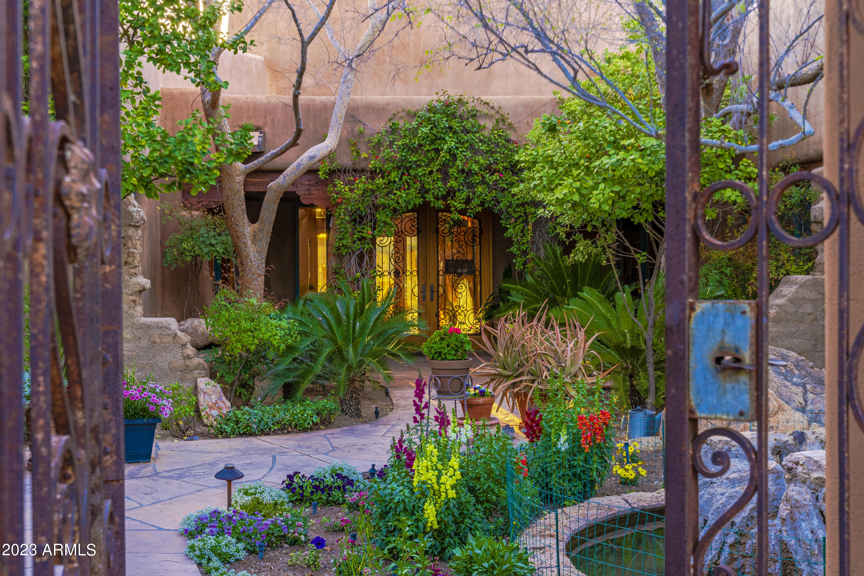 Wickenburg, Arizona 85390, United States, 3 Bedrooms Bedrooms, ,4 BathroomsBathrooms,Residential,Active,163222