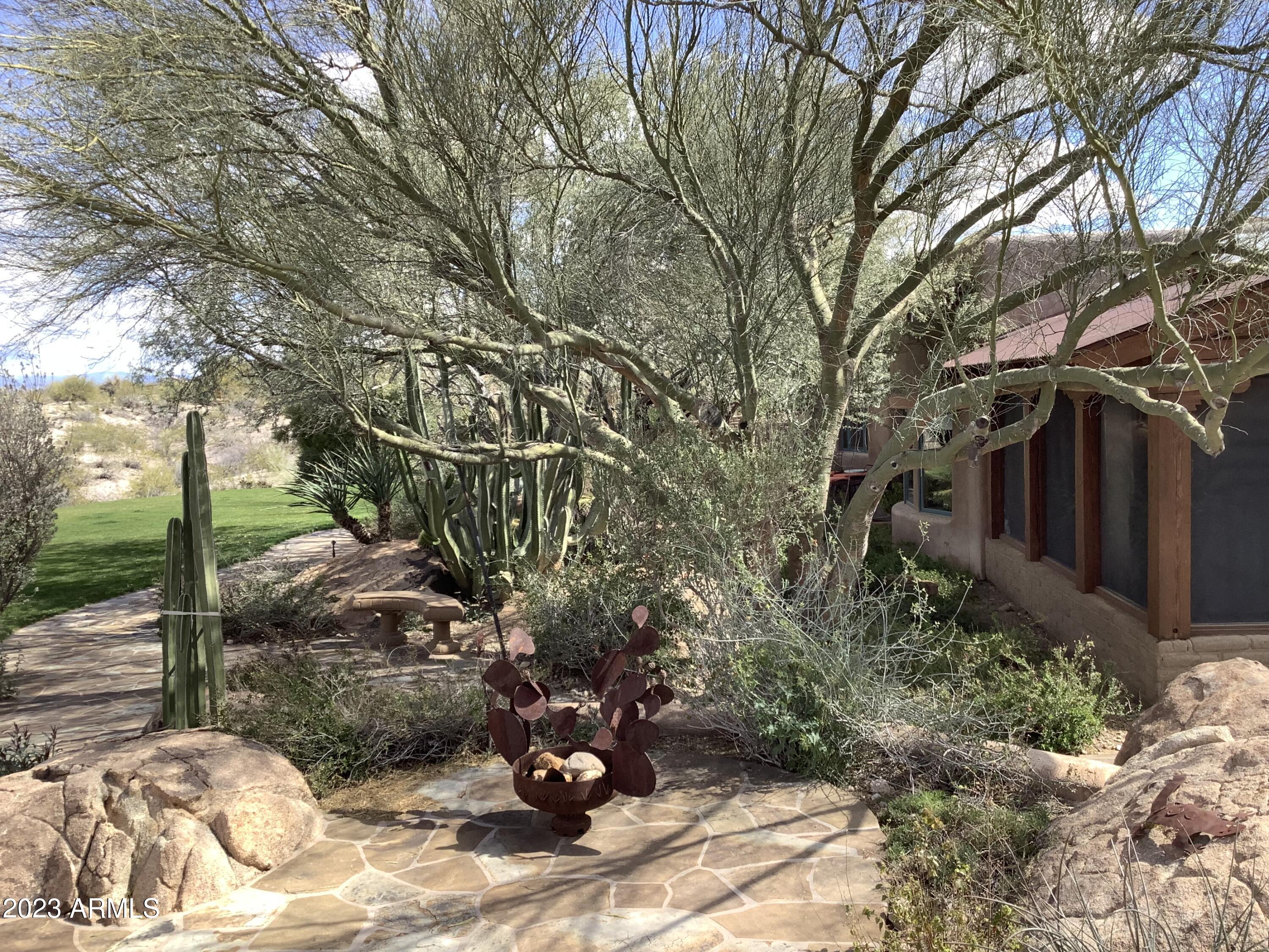 Wickenburg, Arizona 85390, United States, 3 Bedrooms Bedrooms, ,4 BathroomsBathrooms,Residential,Active,163222
