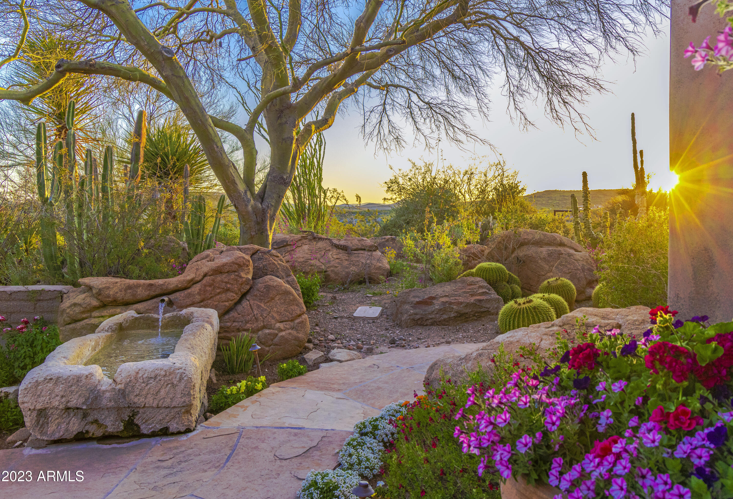 Wickenburg, Arizona 85390, United States, 3 Bedrooms Bedrooms, ,4 BathroomsBathrooms,Residential,Active,163222