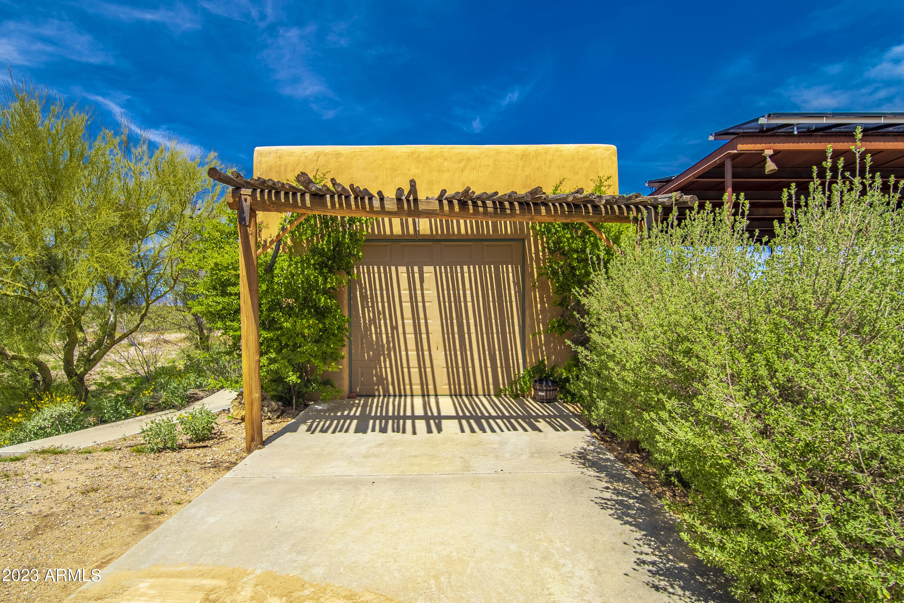 Wickenburg, Arizona 85390, United States, 3 Bedrooms Bedrooms, ,4 BathroomsBathrooms,Residential,Active,163222