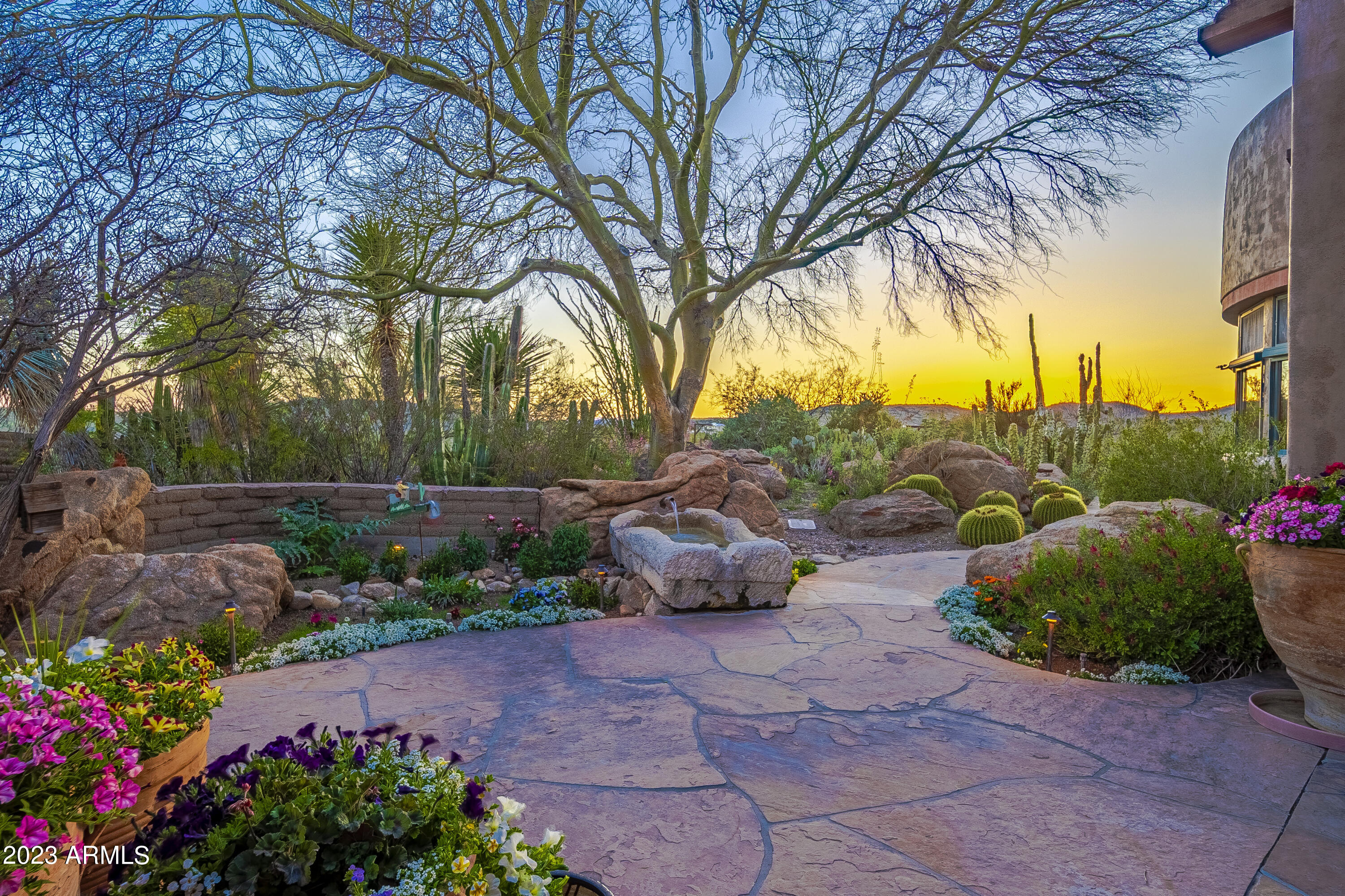 Wickenburg, Arizona 85390, United States, 3 Bedrooms Bedrooms, ,4 BathroomsBathrooms,Residential,Active,163222