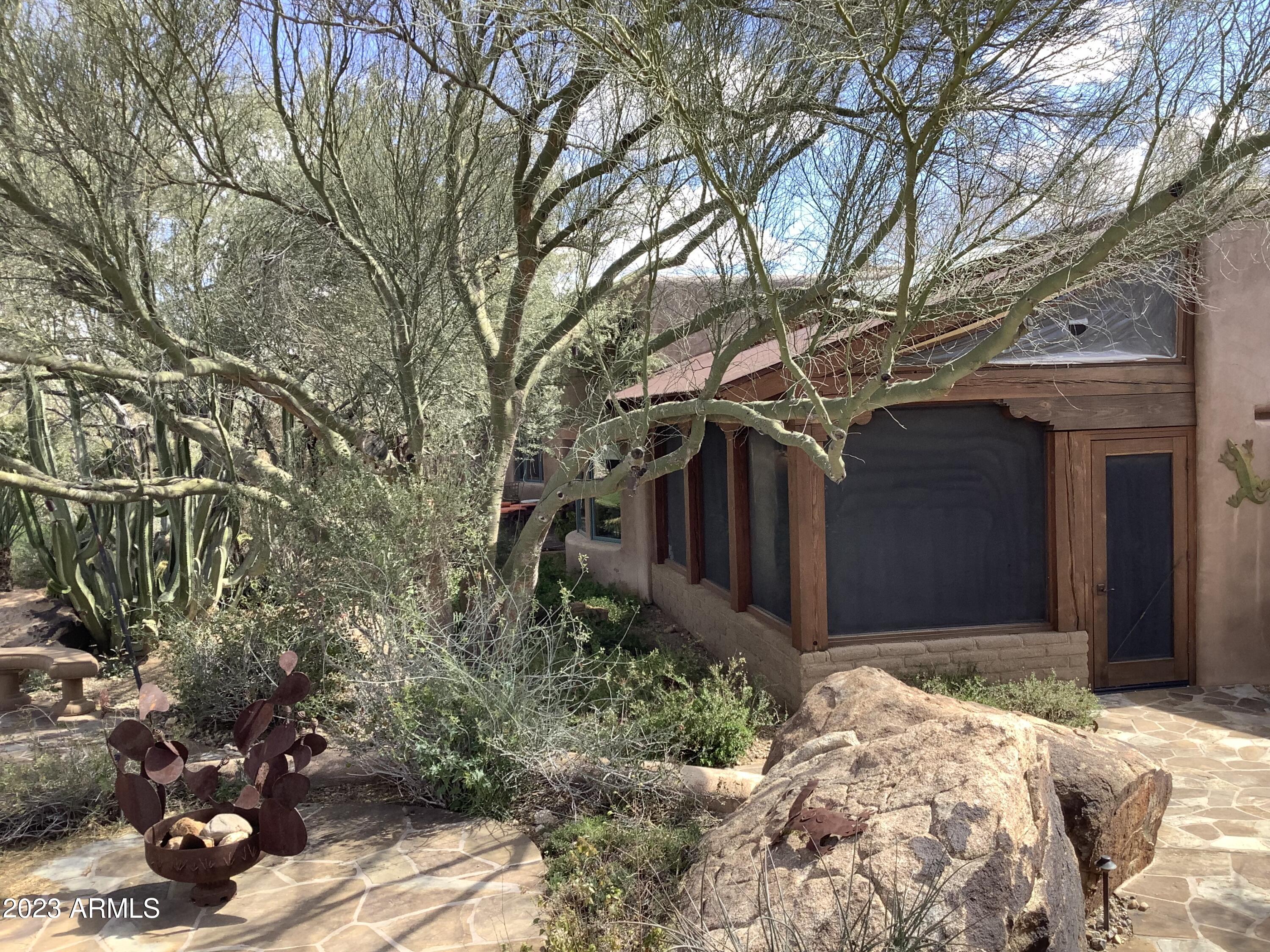 Wickenburg, Arizona 85390, United States, 3 Bedrooms Bedrooms, ,4 BathroomsBathrooms,Residential,Active,163222