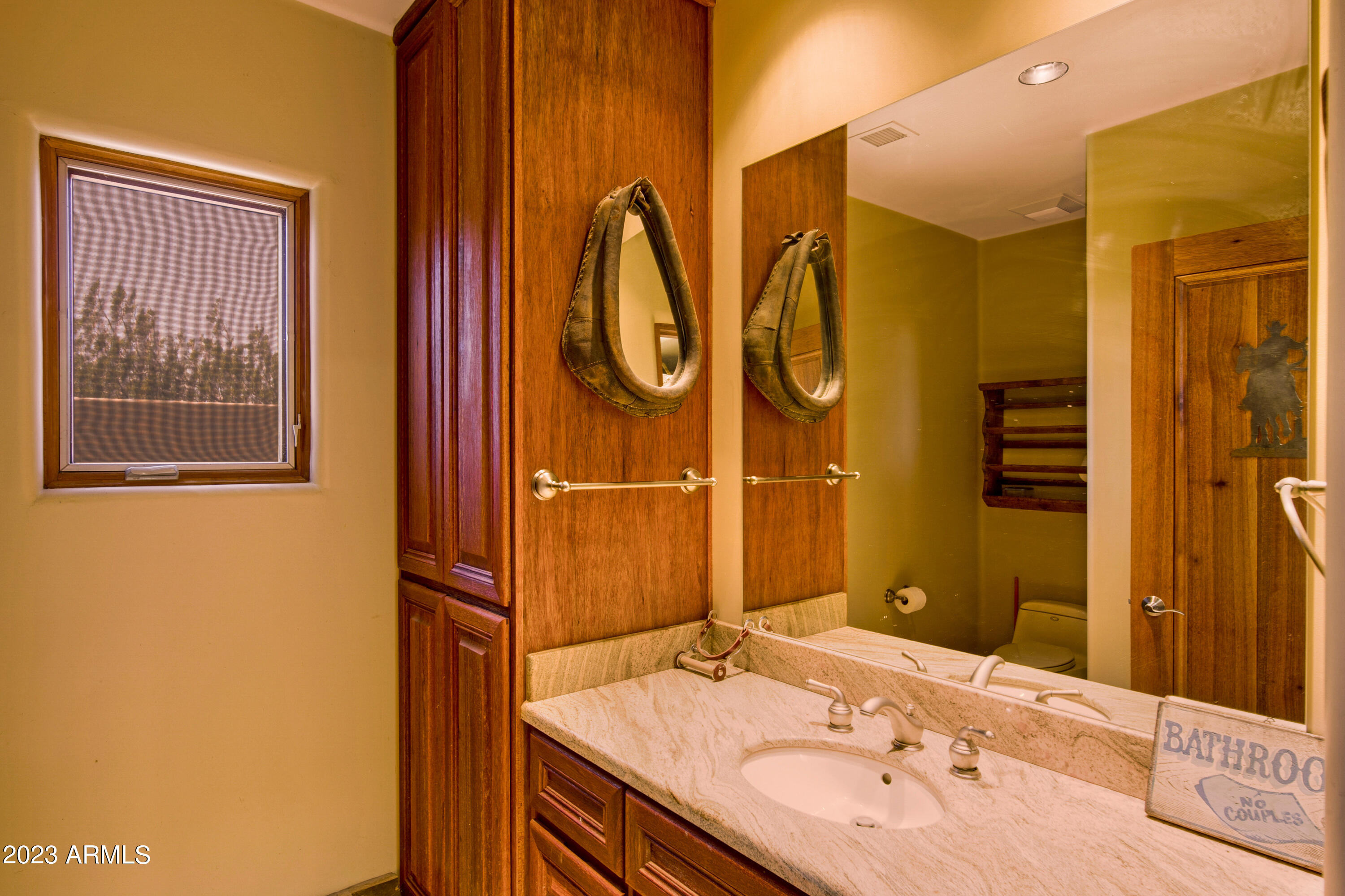 Wickenburg, Arizona 85390, United States, 3 Bedrooms Bedrooms, ,4 BathroomsBathrooms,Residential,Active,163222