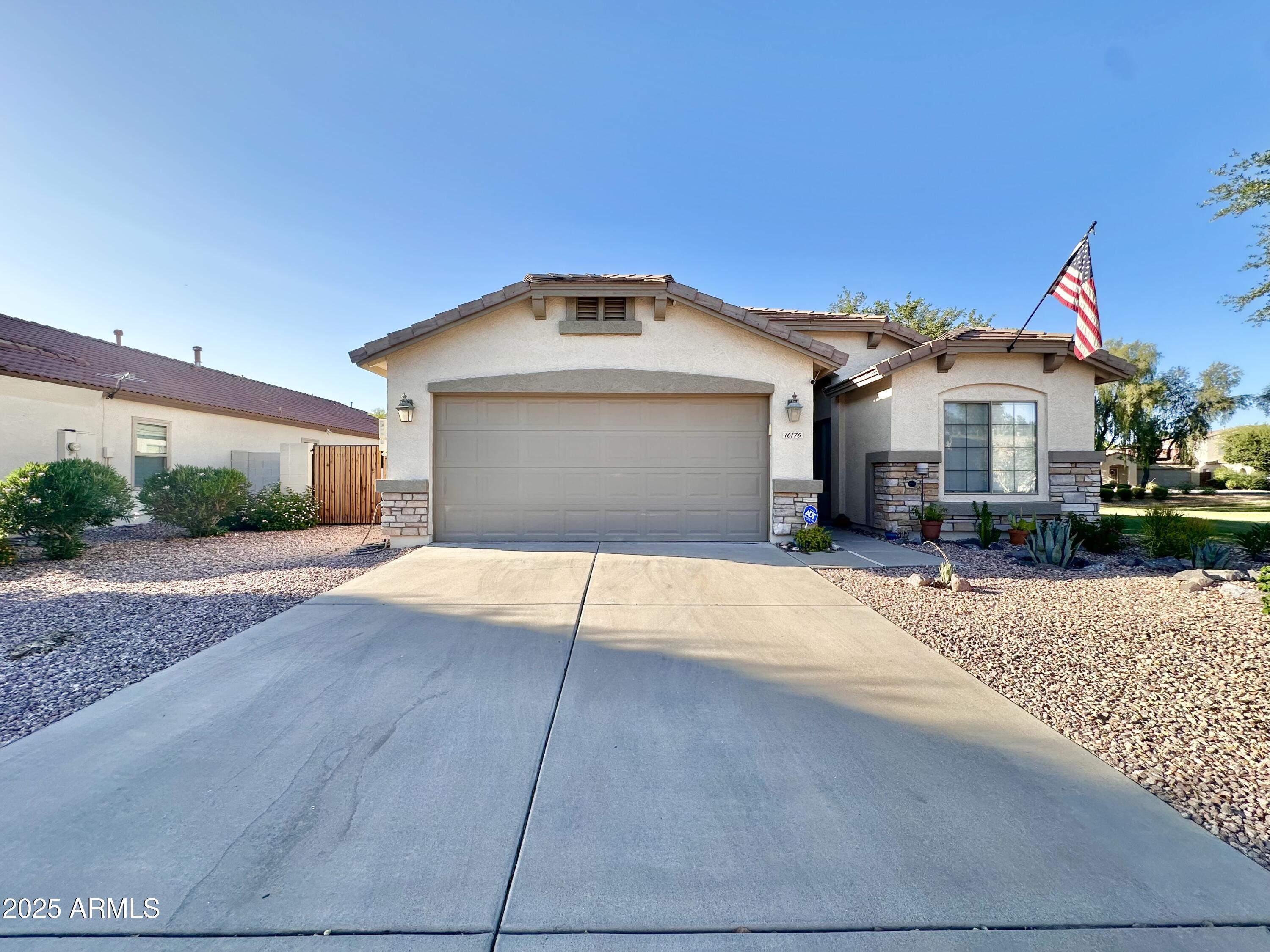 16176 W LISBON Lane