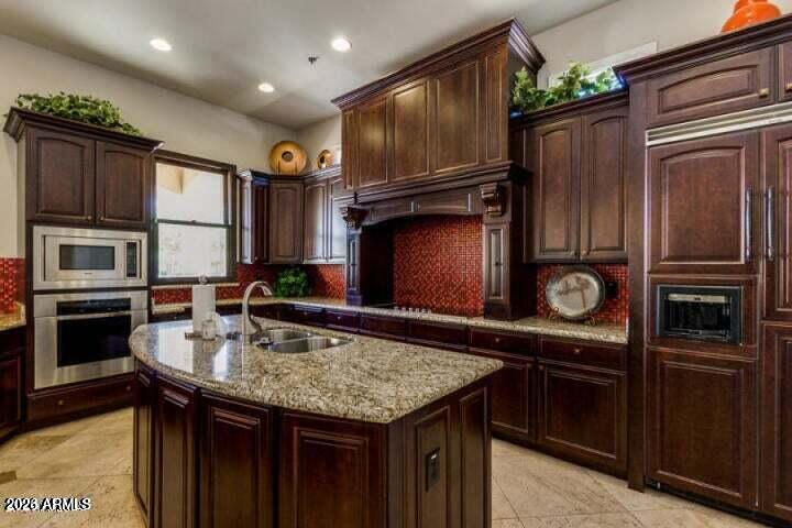 1367 S COUNTRY CLUB Drive 1121