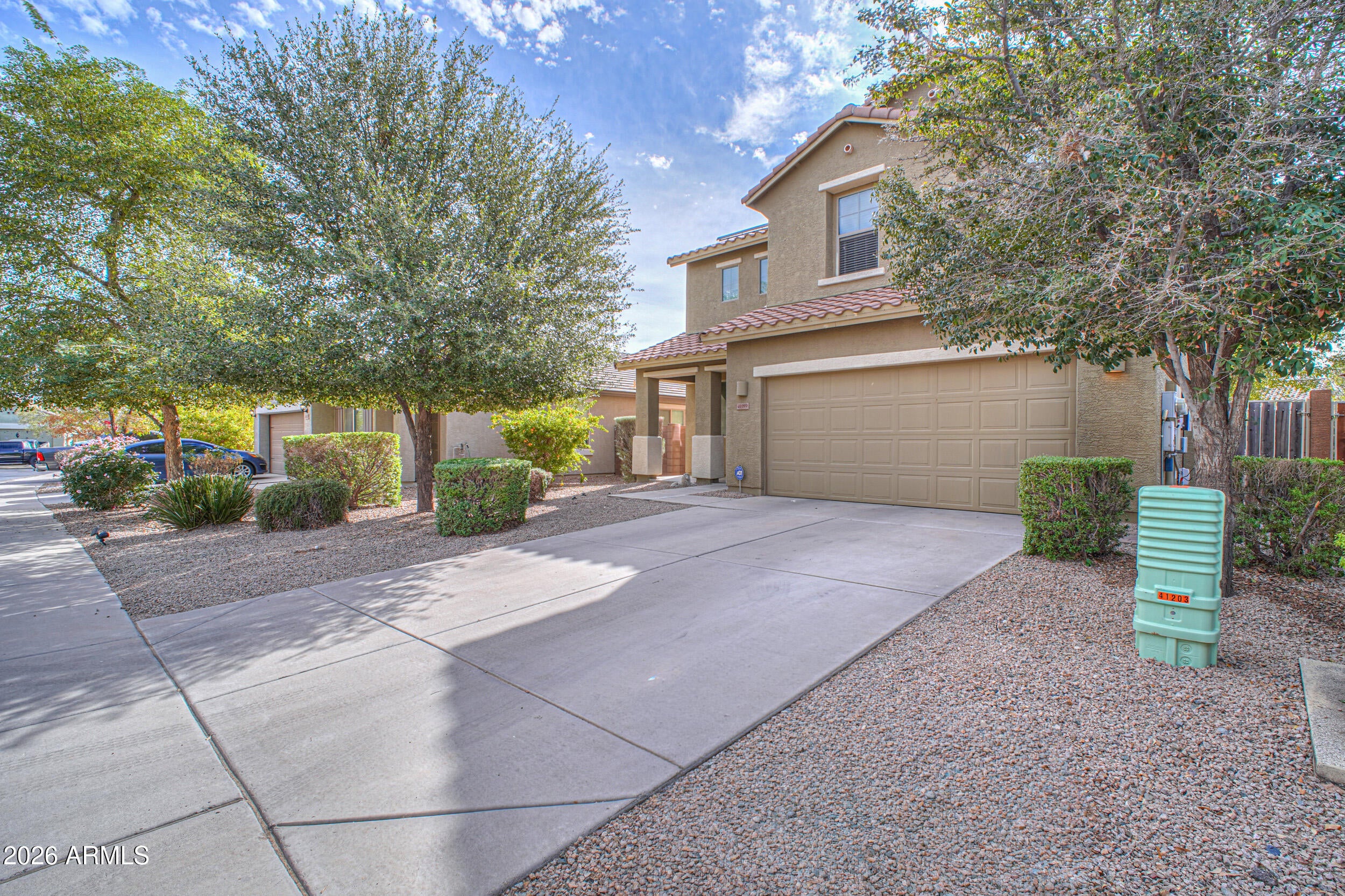 41189 W CAPISTRANO Drive