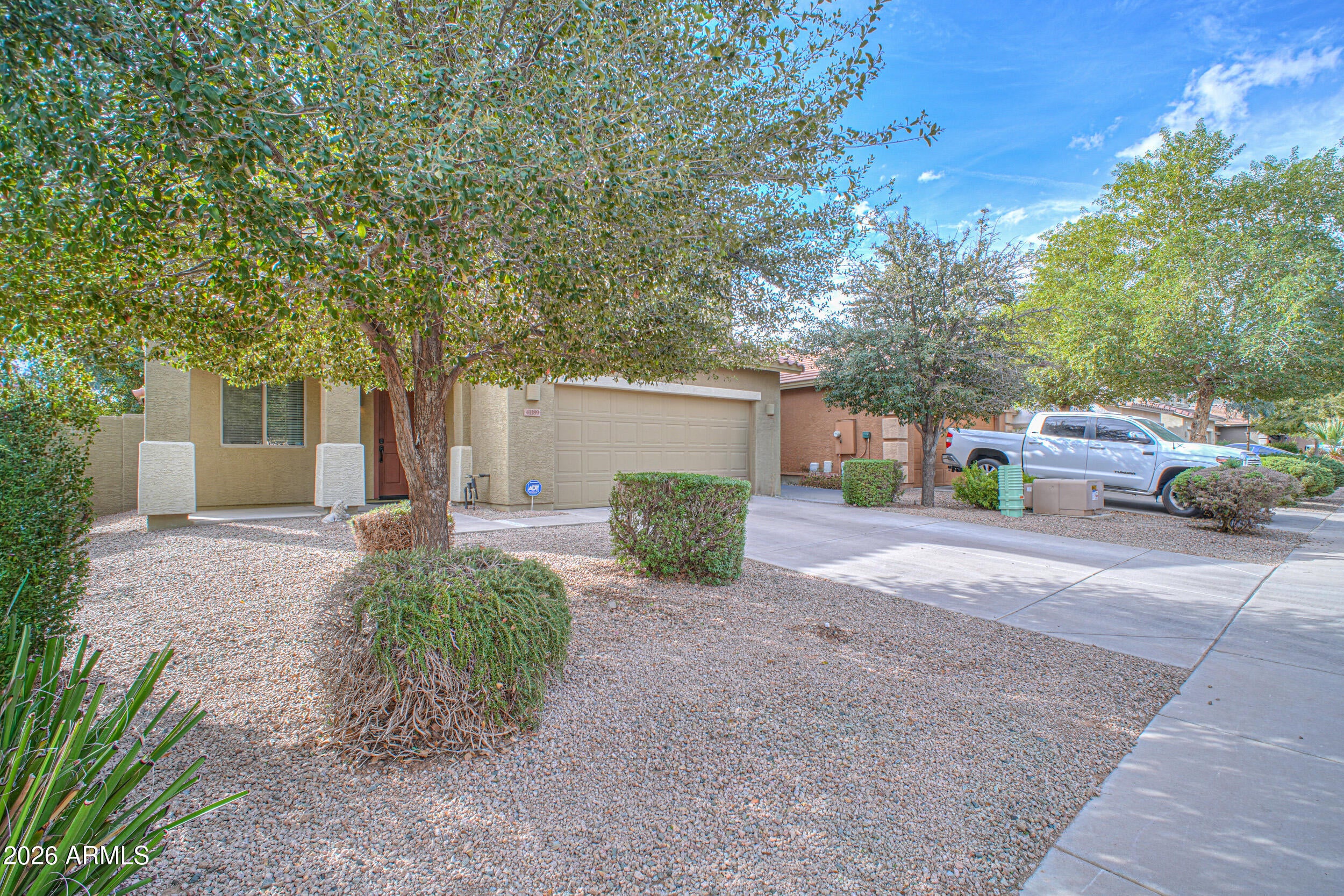 41189 W CAPISTRANO Drive
