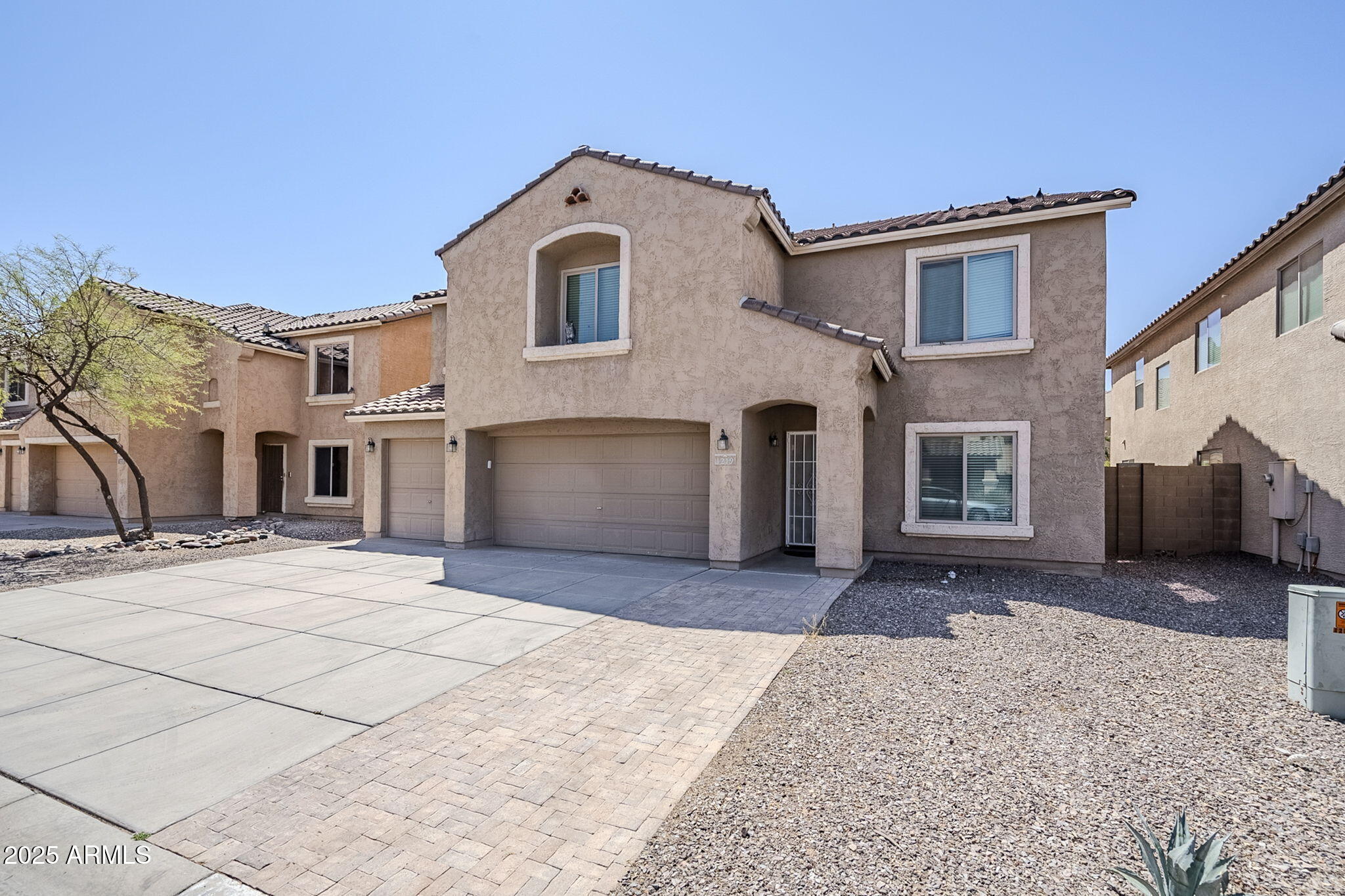 1219 W OCOTILLO Street