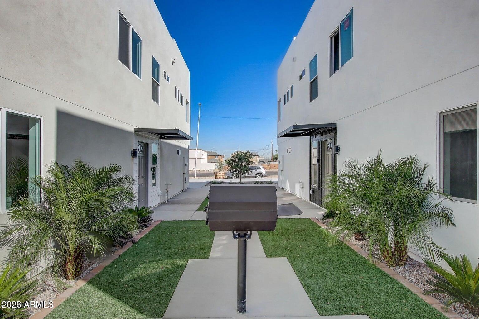 2509 E BROADWAY Road