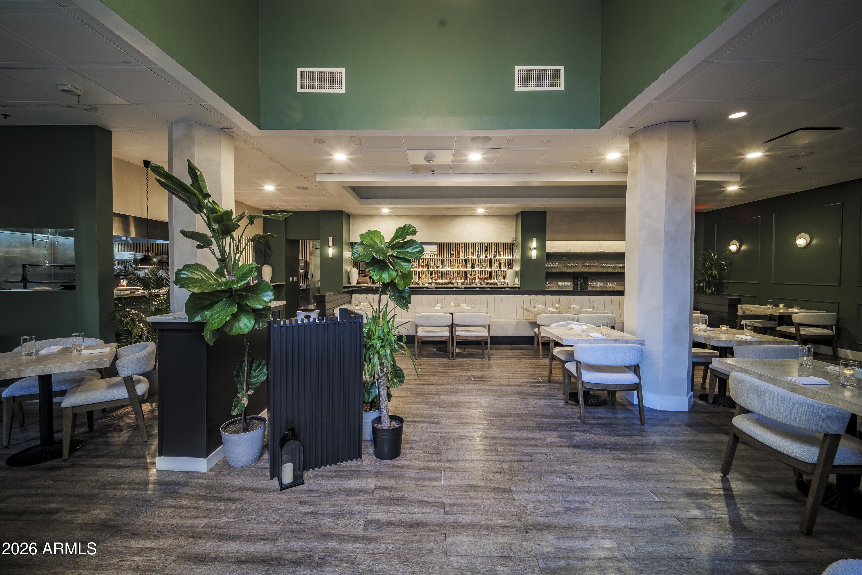 114 W ADAMS Street C103