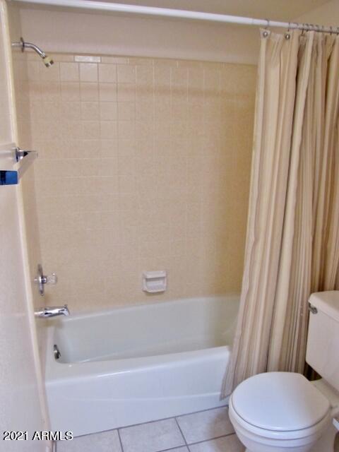VILLAS DE SAN ANDREA - Residential Lease