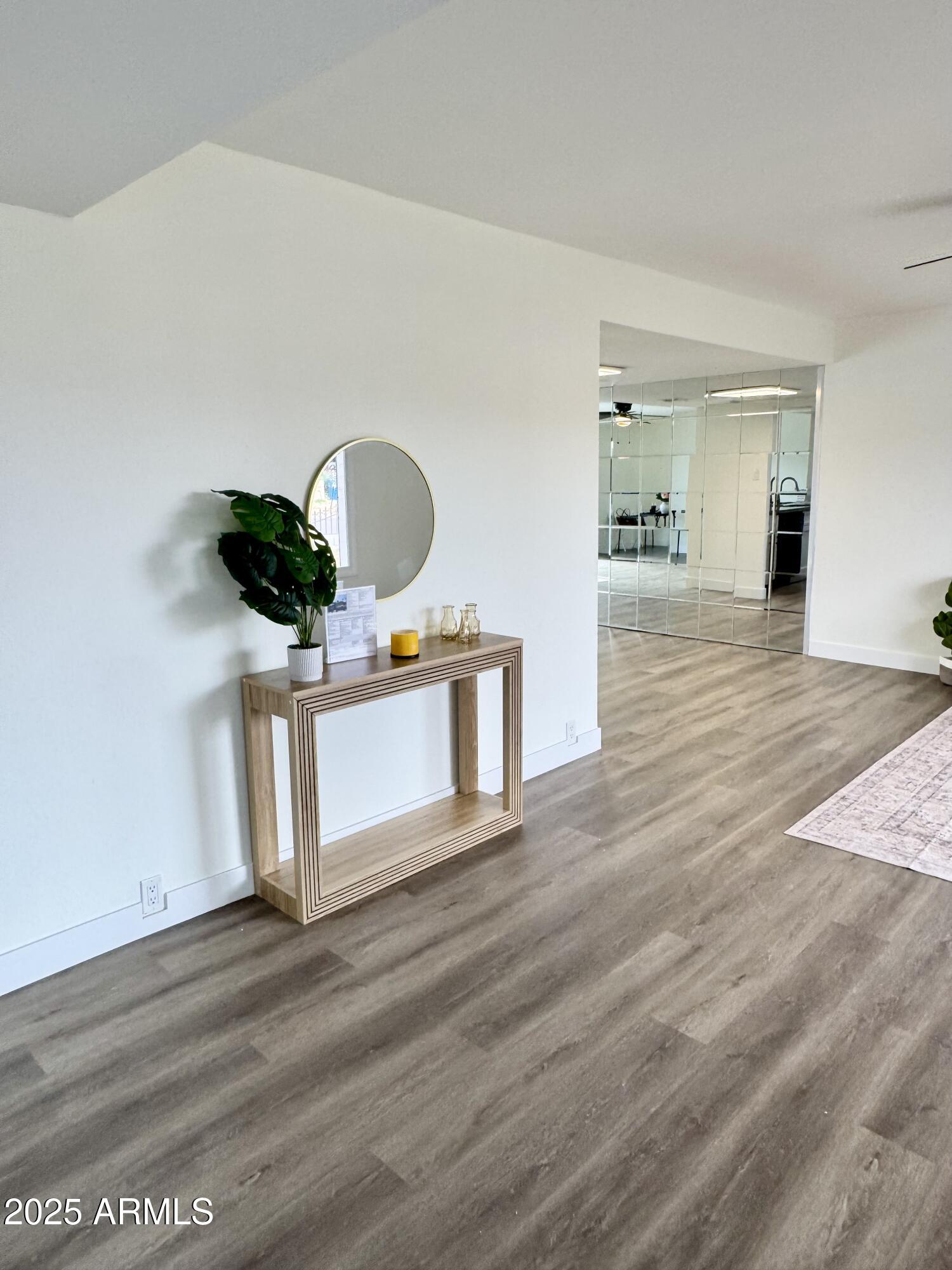 4813 W HAYWARD Avenue