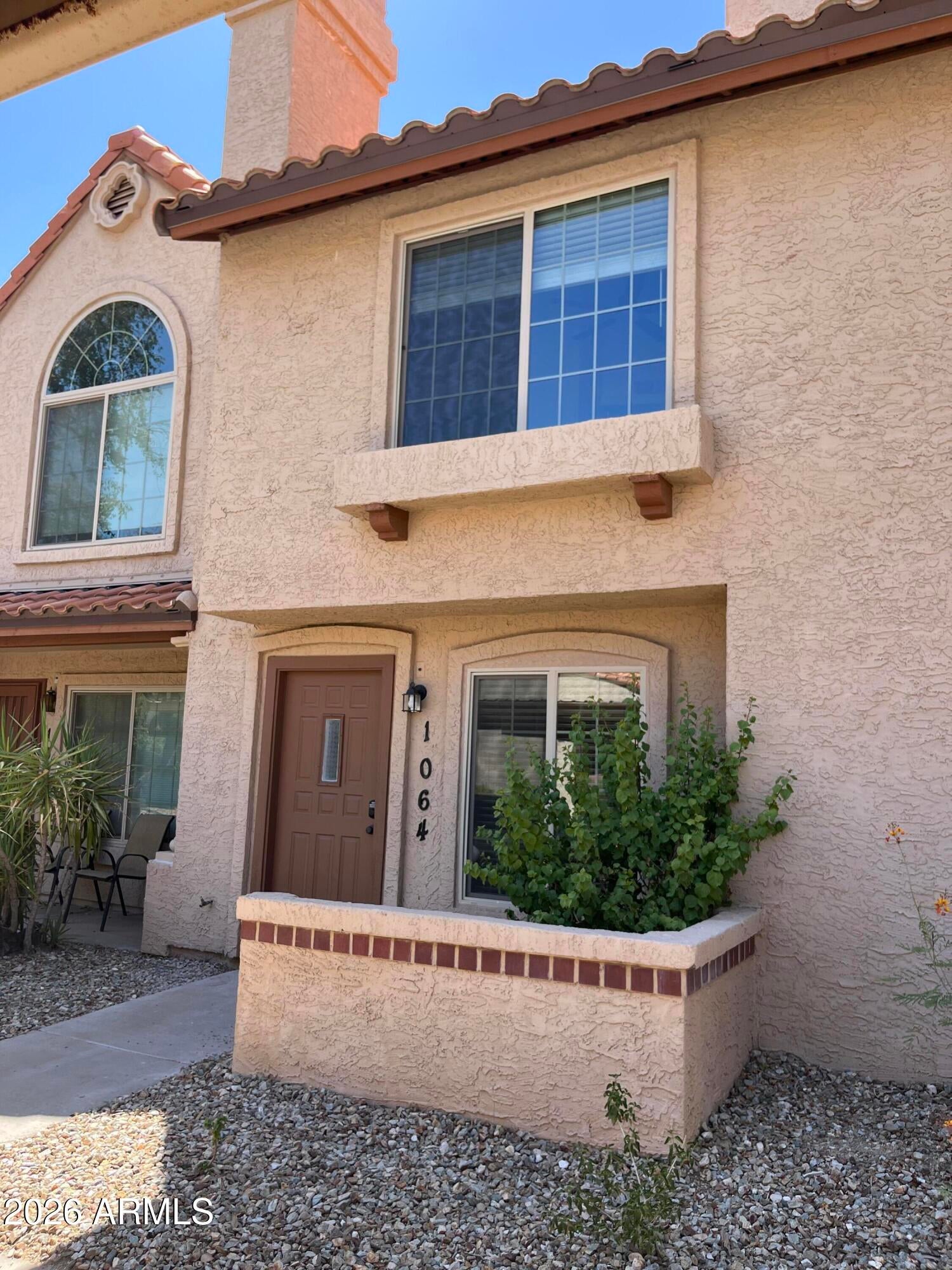 4901 E KELTON Lane 1064
