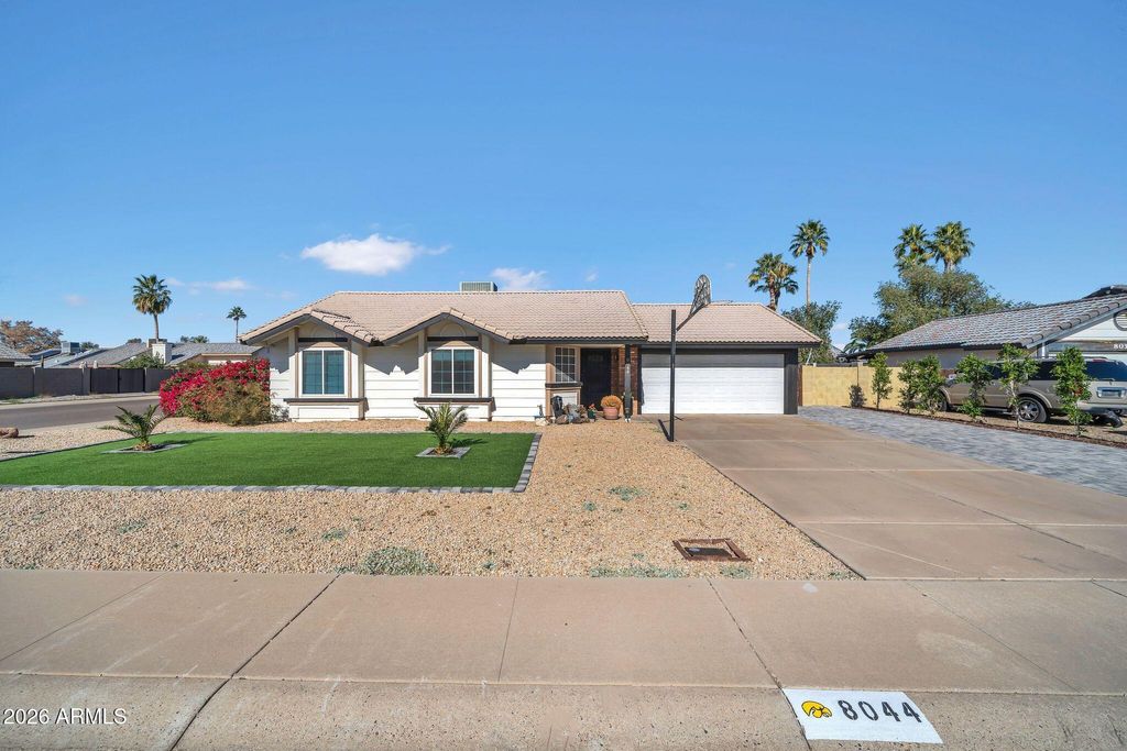 Photo of 8044 W Columbine Drive, Peoria, AZ 85381 (MLS # 6971778)