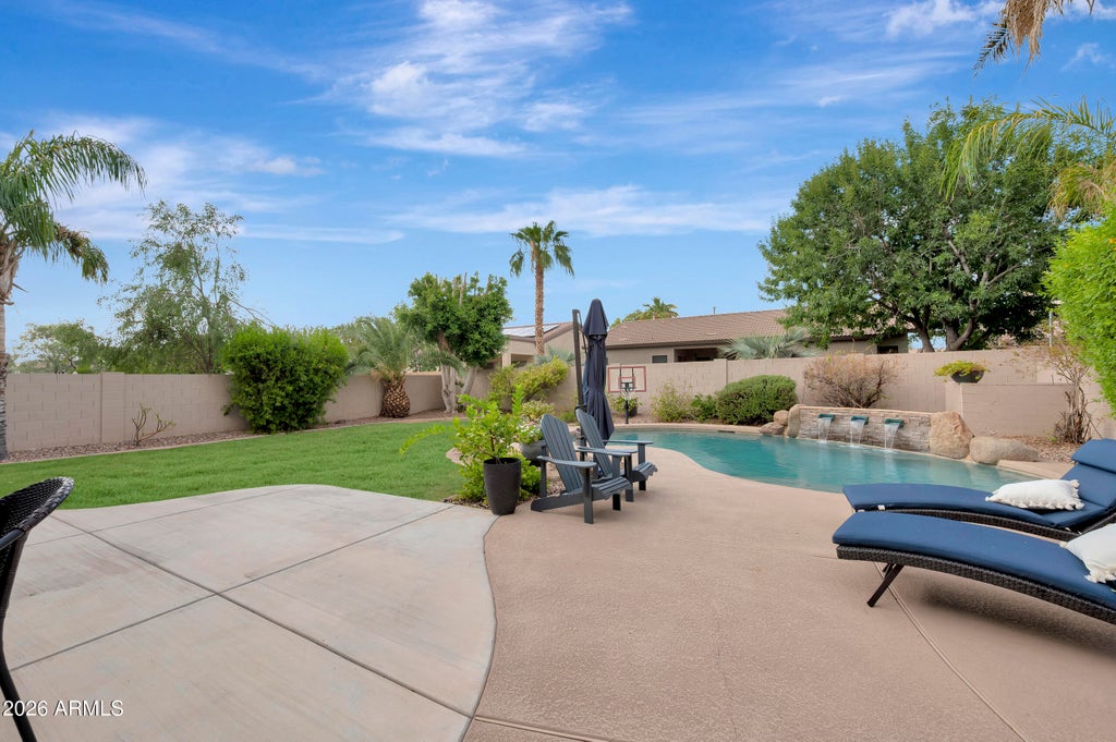 Photo of 1832 E Jade Place, Chandler, AZ 85286 (MLS # 7077550)