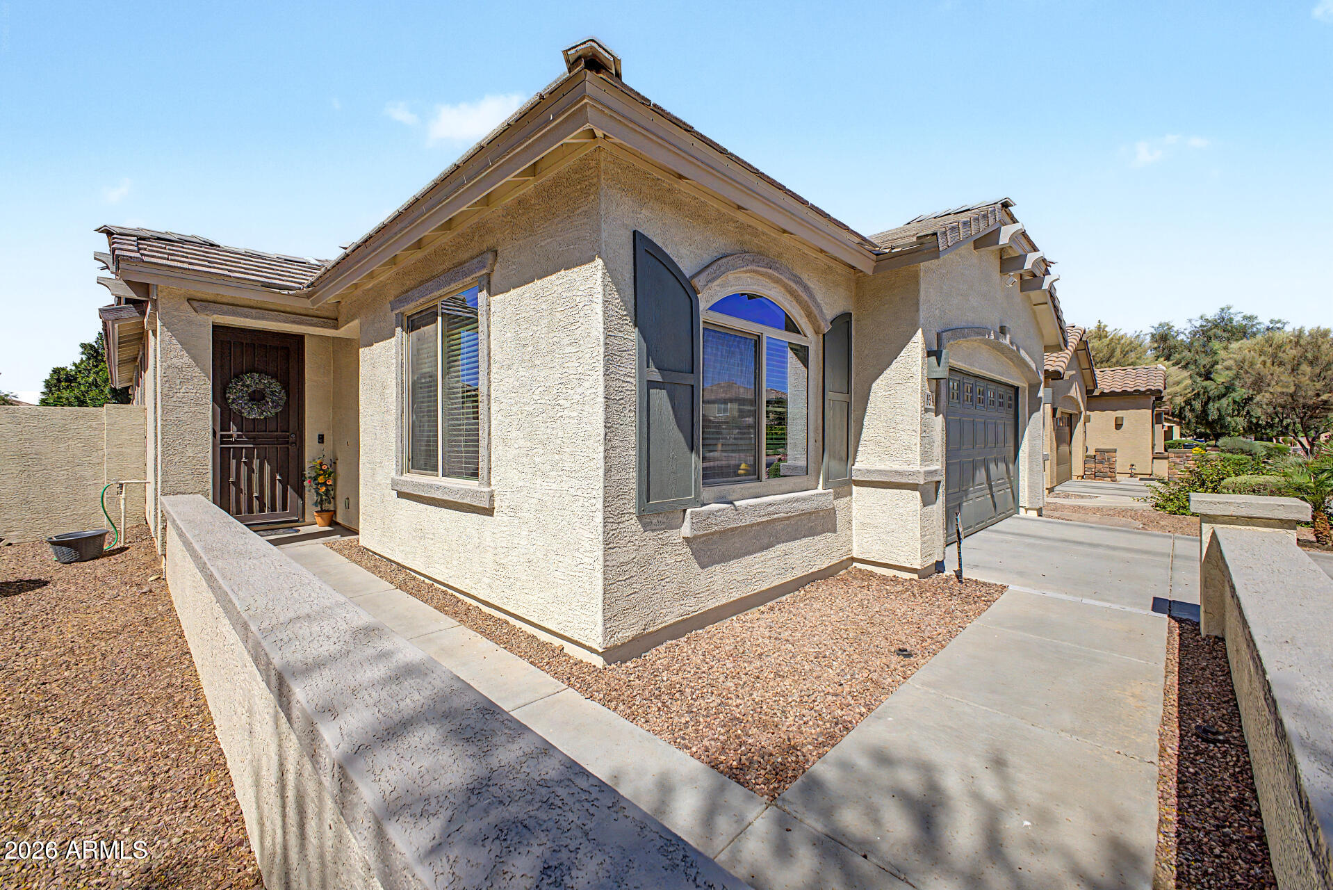 854 E TEKOA Avenue