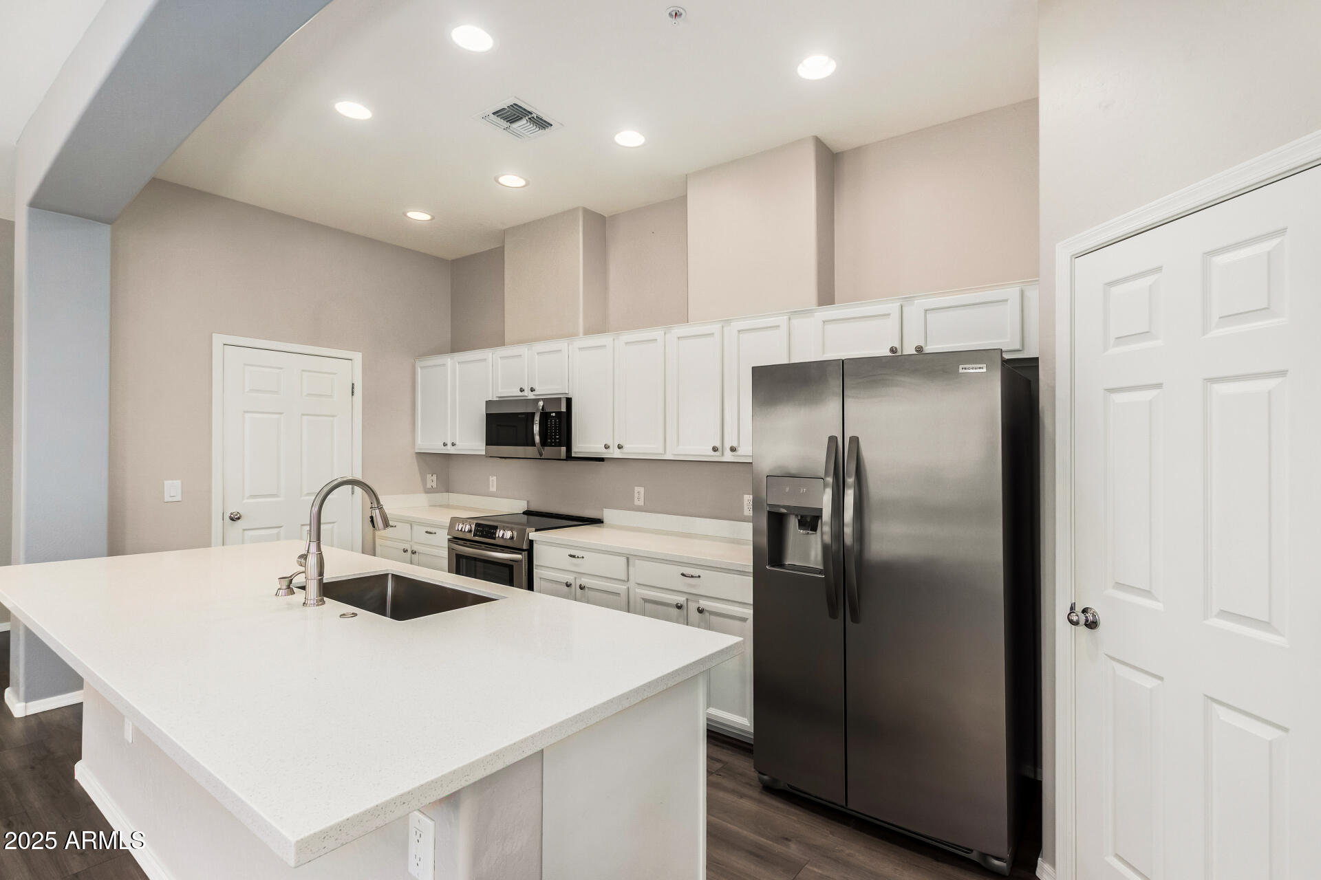 SERENITY VILLAS AT ANTHEM CONDOMINIUMS - Residential