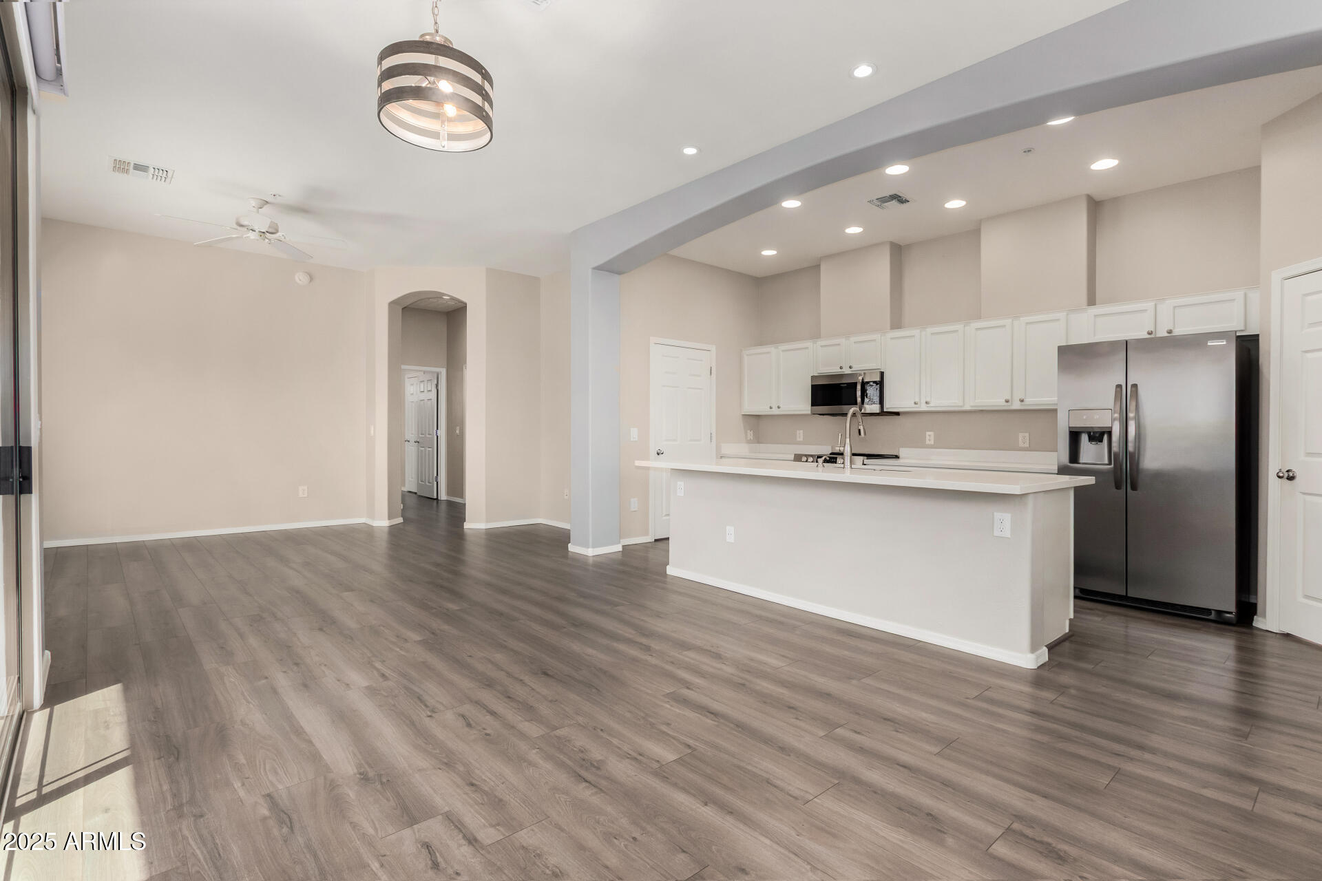 42424 N GAVILAN PEAK Parkway 55206