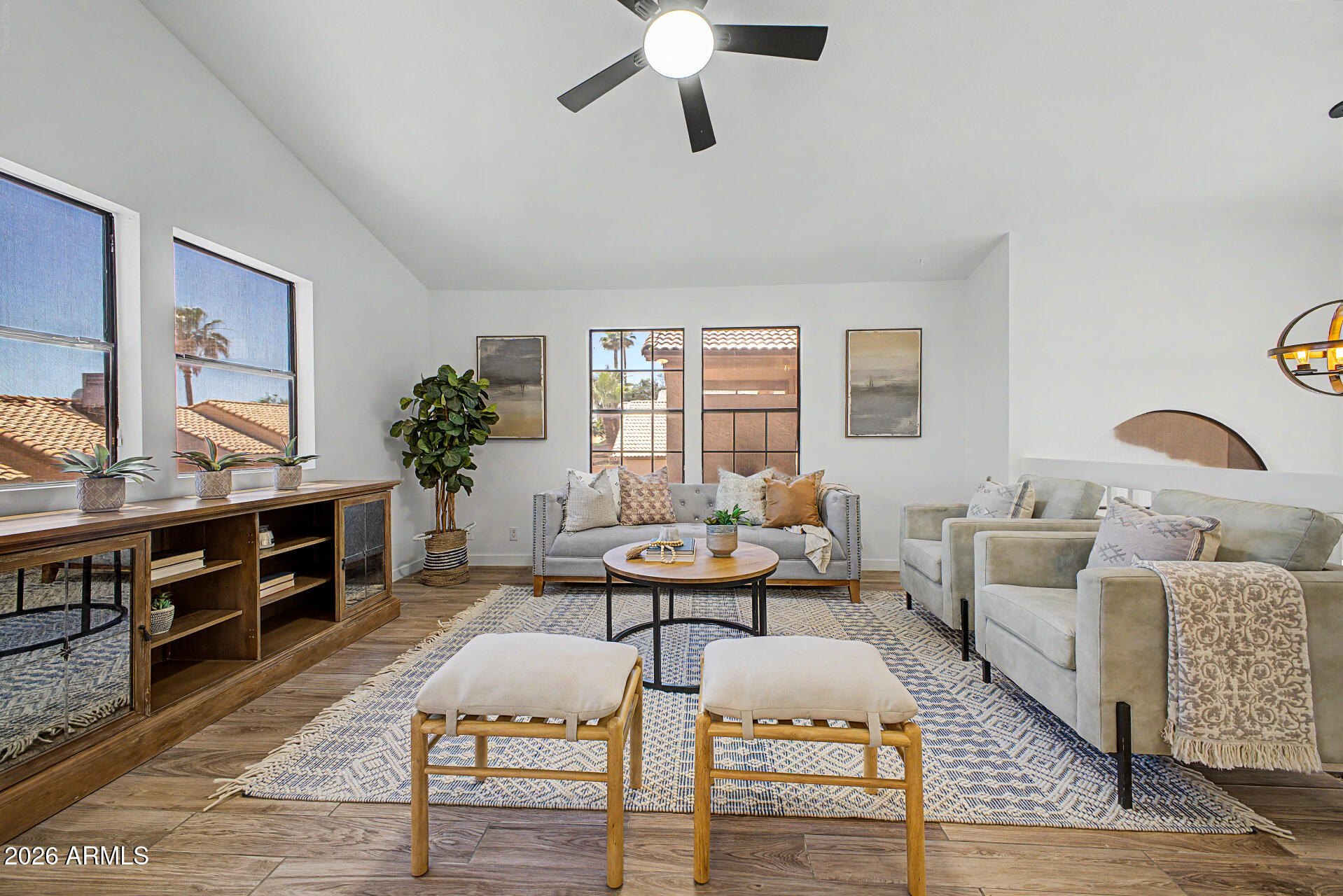 4021 E AMBERWOOD Drive