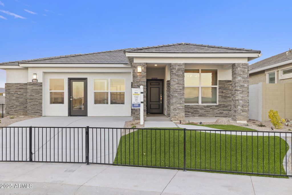 Photo of 17723 W Vogel Avenue, Waddell, AZ 85355 (MLS # 6926279)