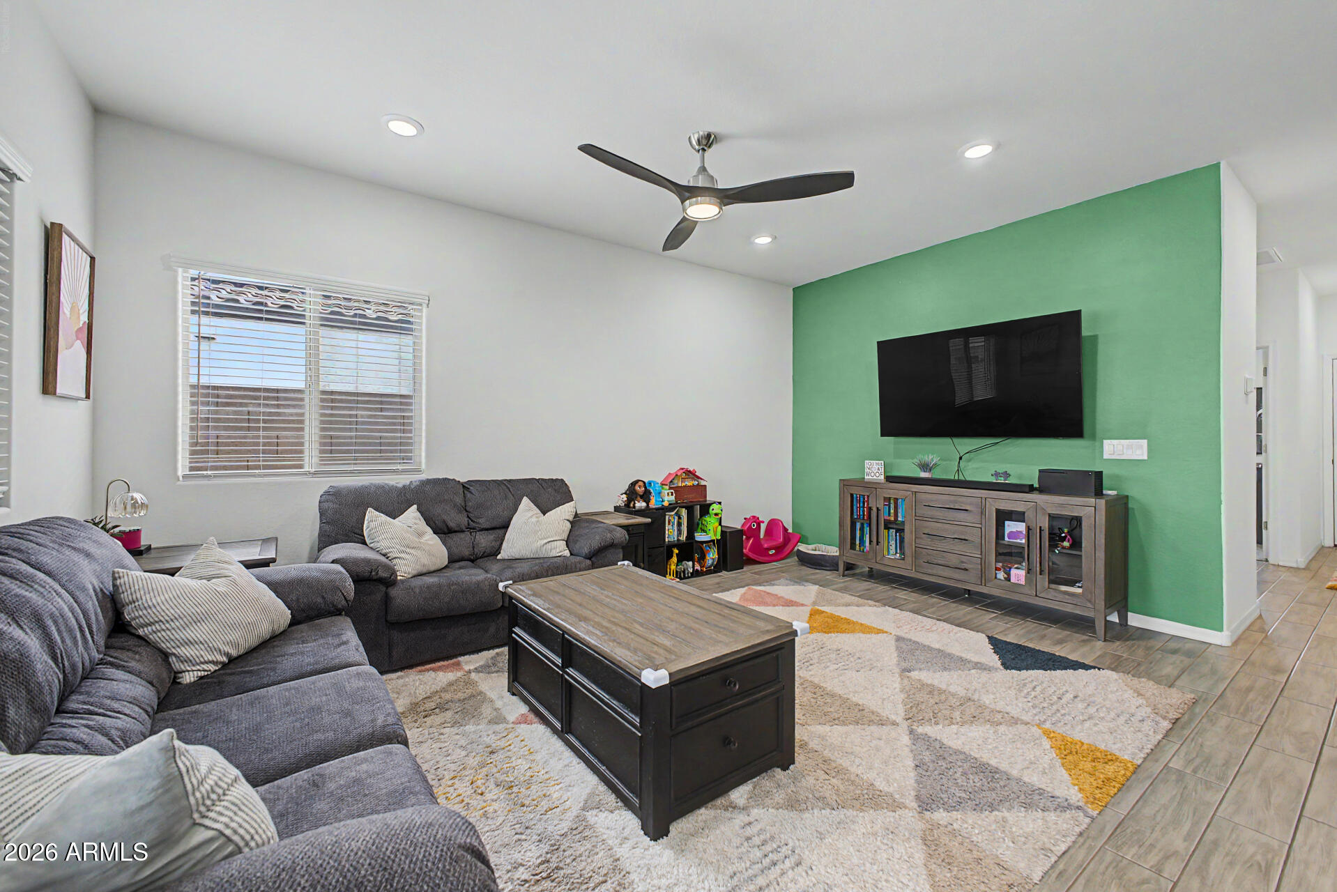 LUKE LANDING - Residential