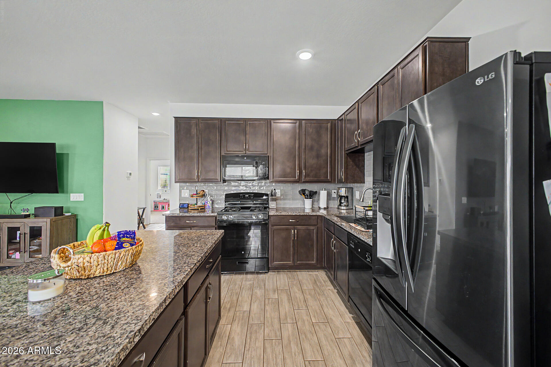 LUKE LANDING - Residential