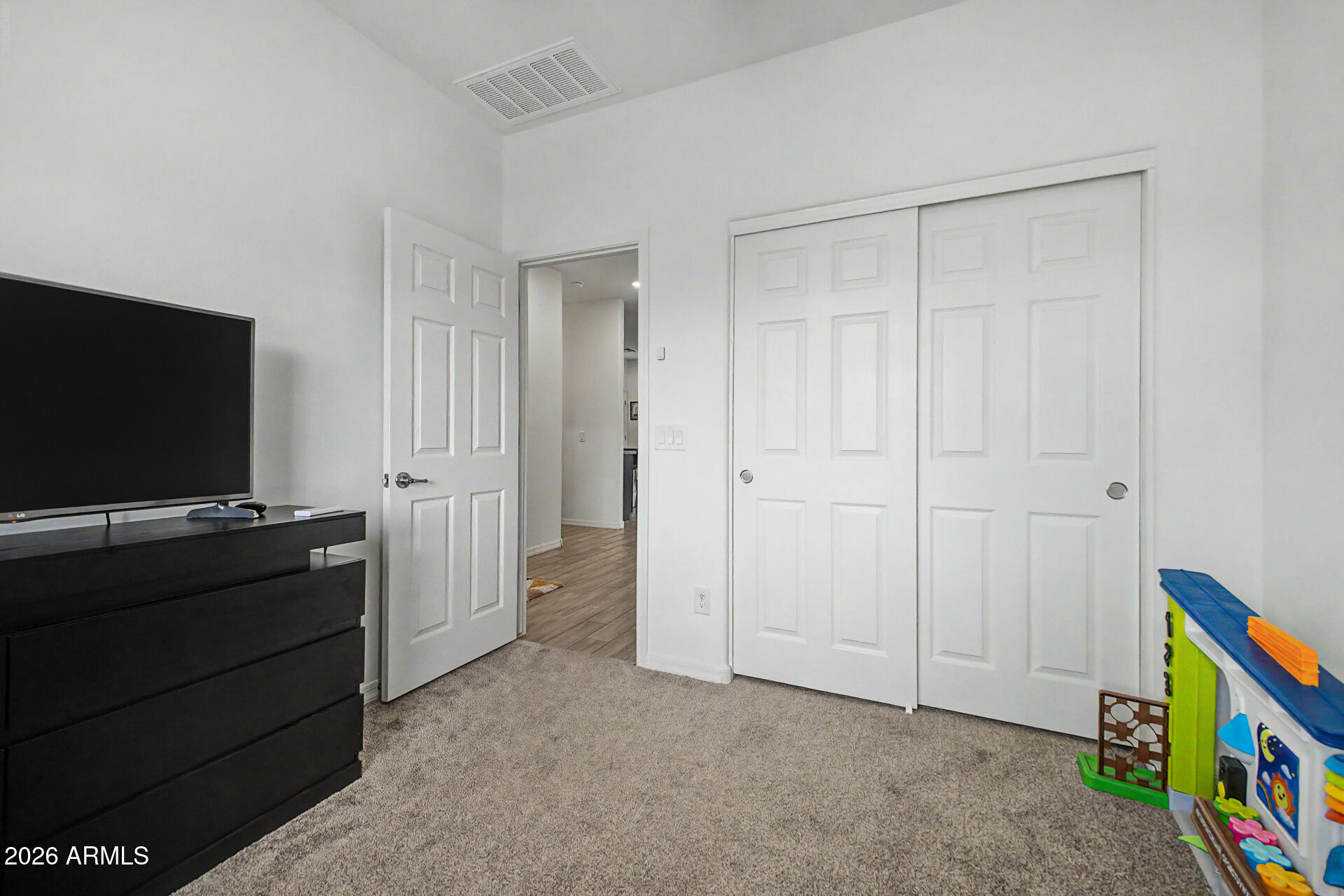 LUKE LANDING - Residential