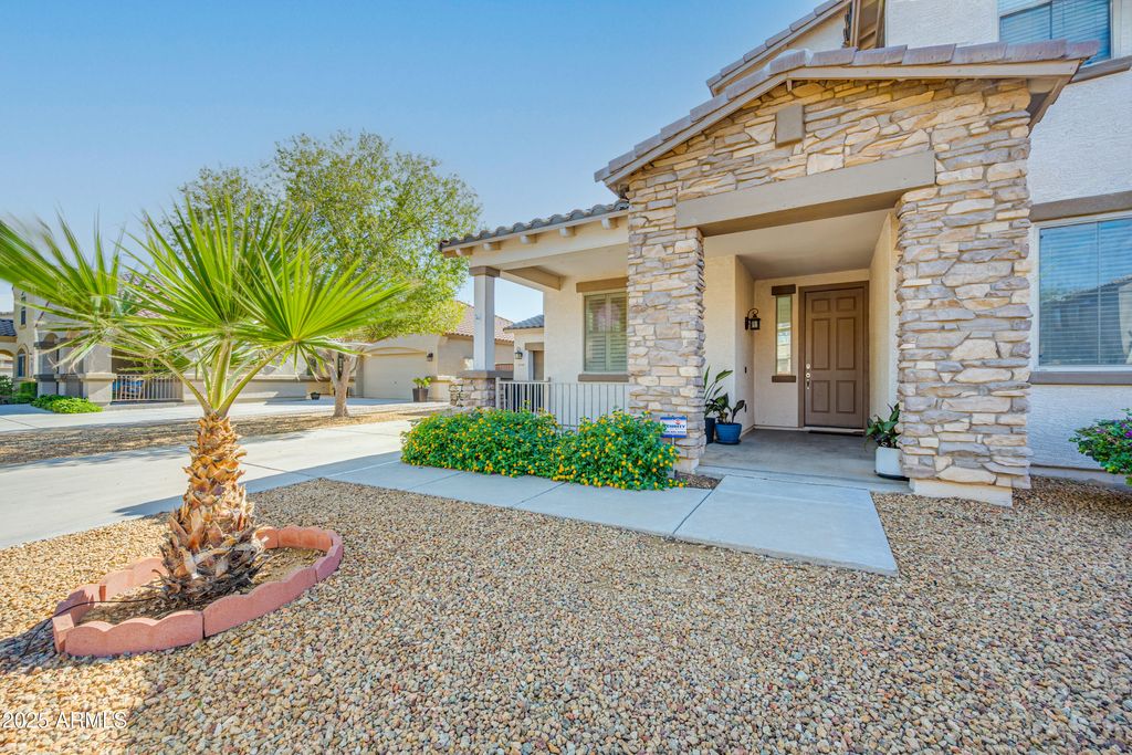 Photo of 21469 E Roundup Way, Queen Creek, AZ 85142 (MLS # 6965817)