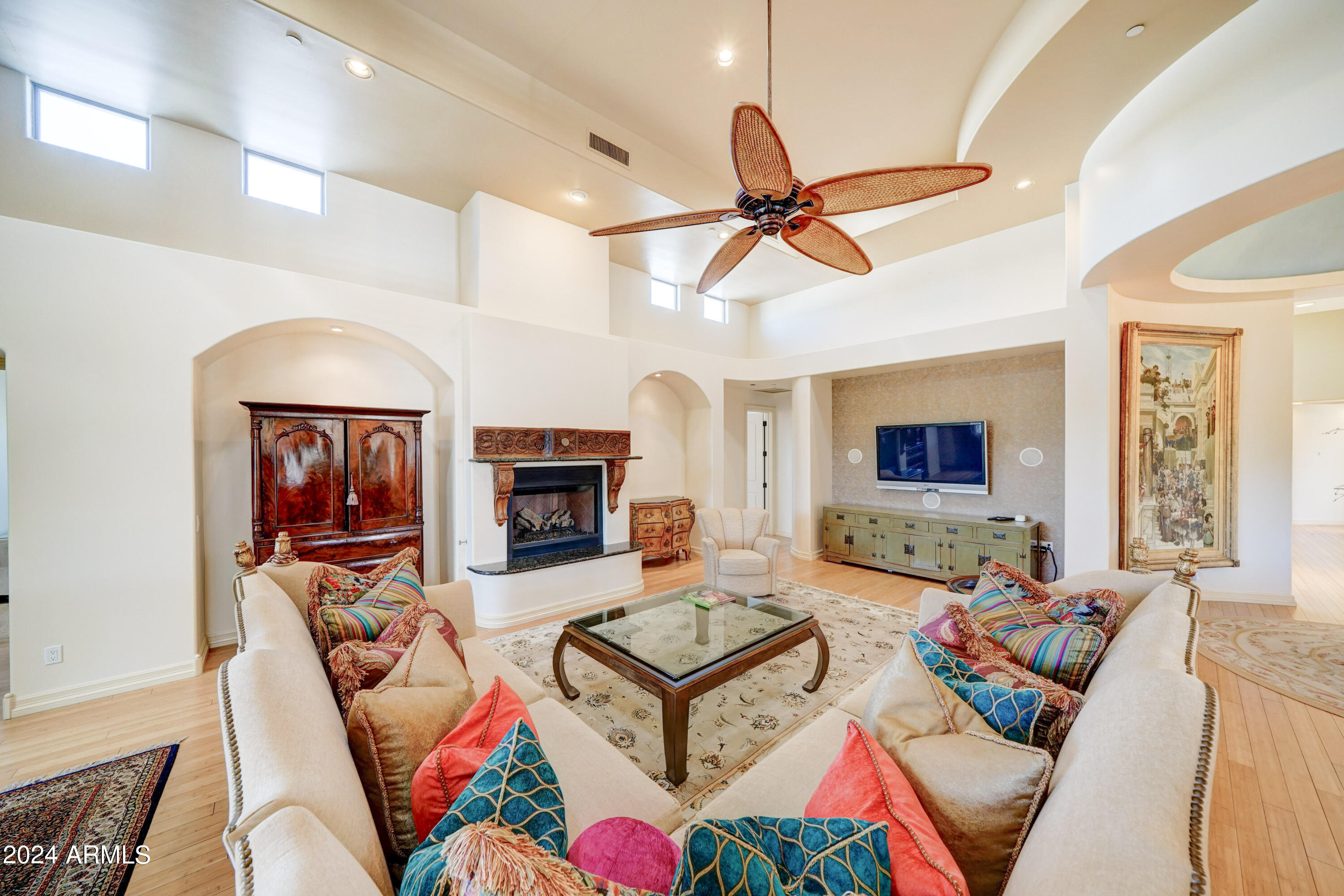 Lengthy --to come in escrow - Residential