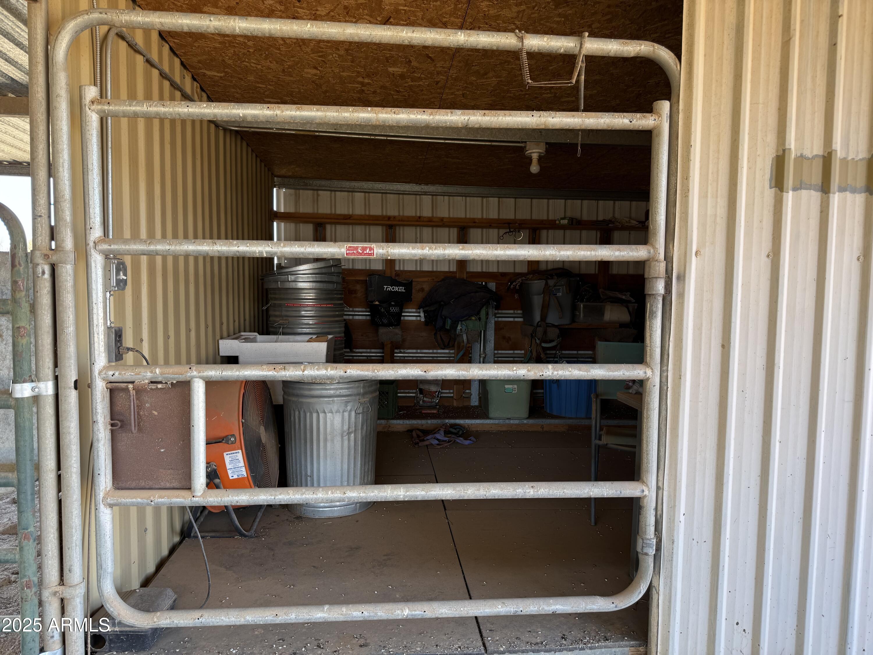 5706 S KINO Road 704