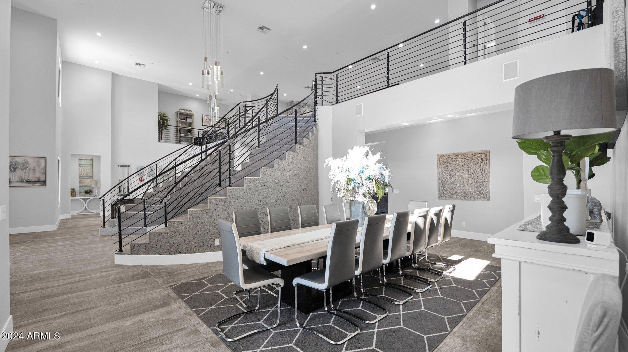 MONTANA DORADA - Residential