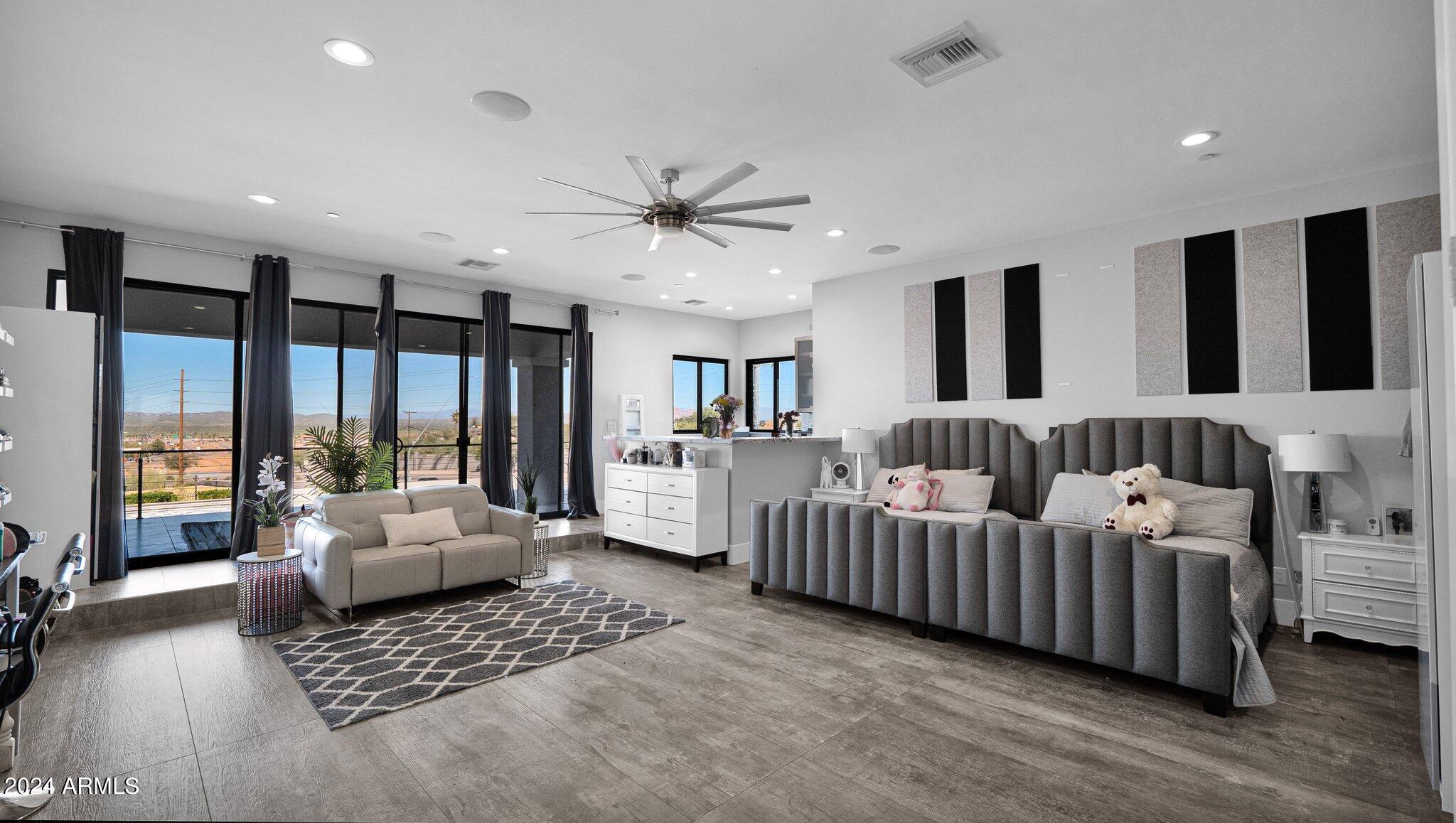 MONTANA DORADA - Residential