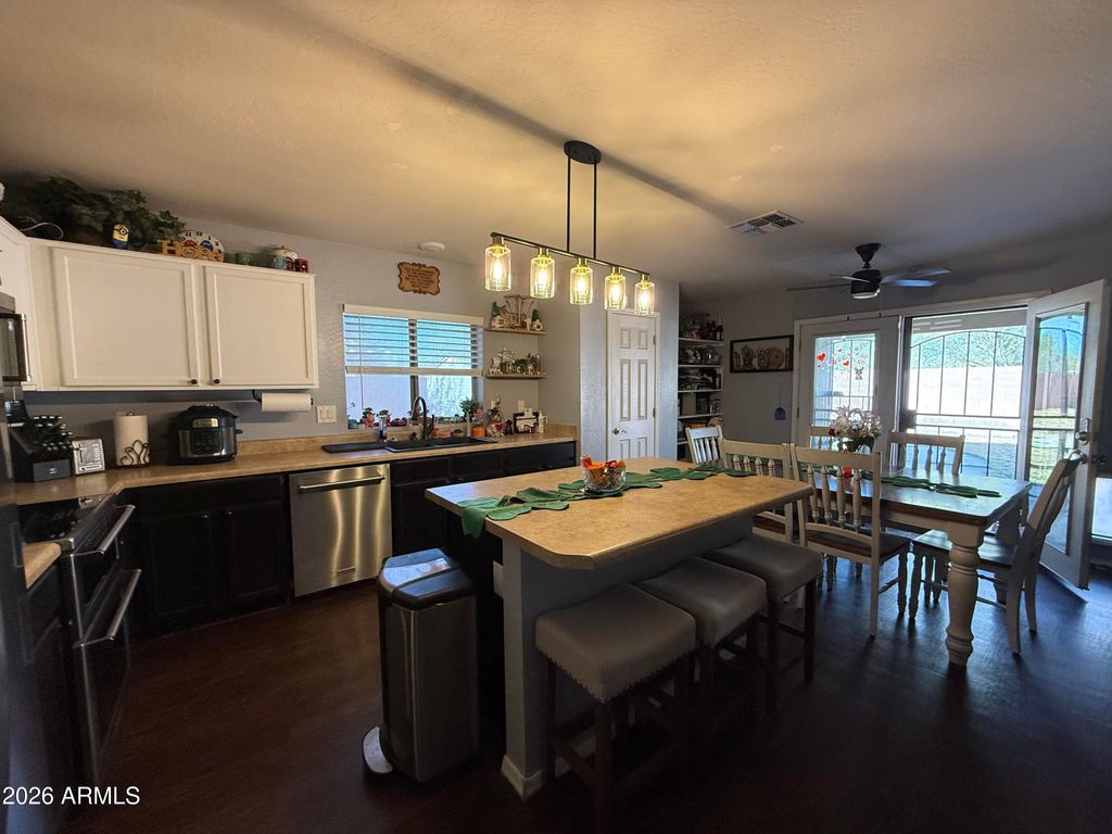 Photo of 2058 N Parish Lane, Casa Grande, AZ 85122 (MLS # 6991779)