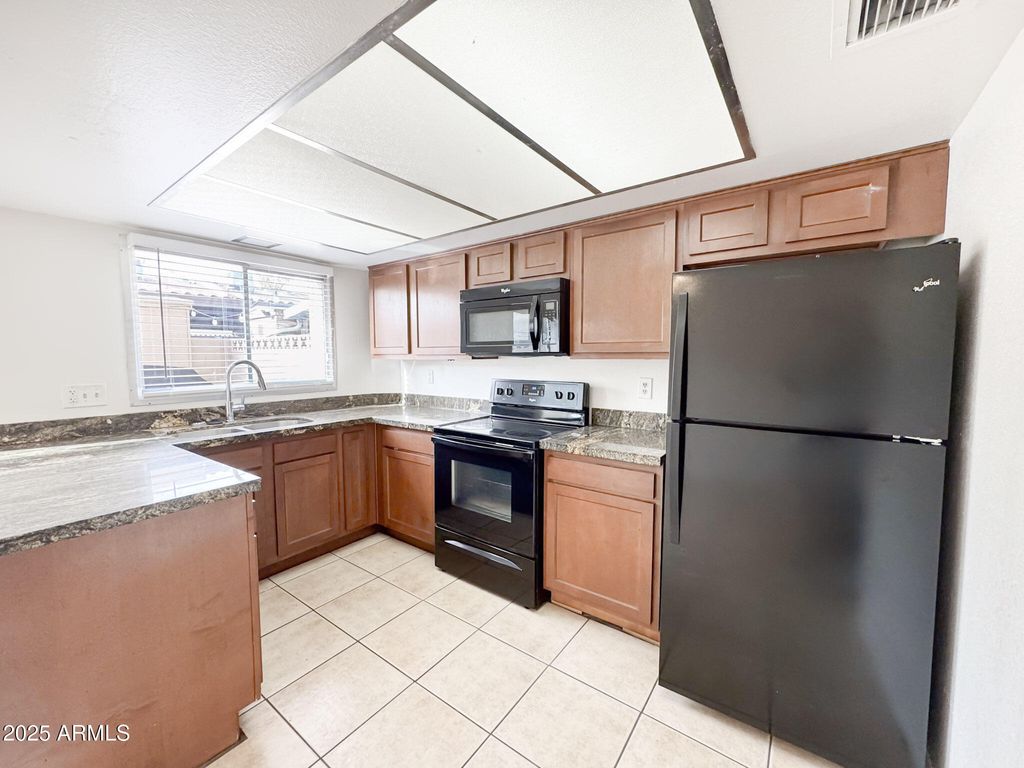 Photo of 6729 N 44th Avenue, Glendale, AZ 85301 (MLS # 6968579)