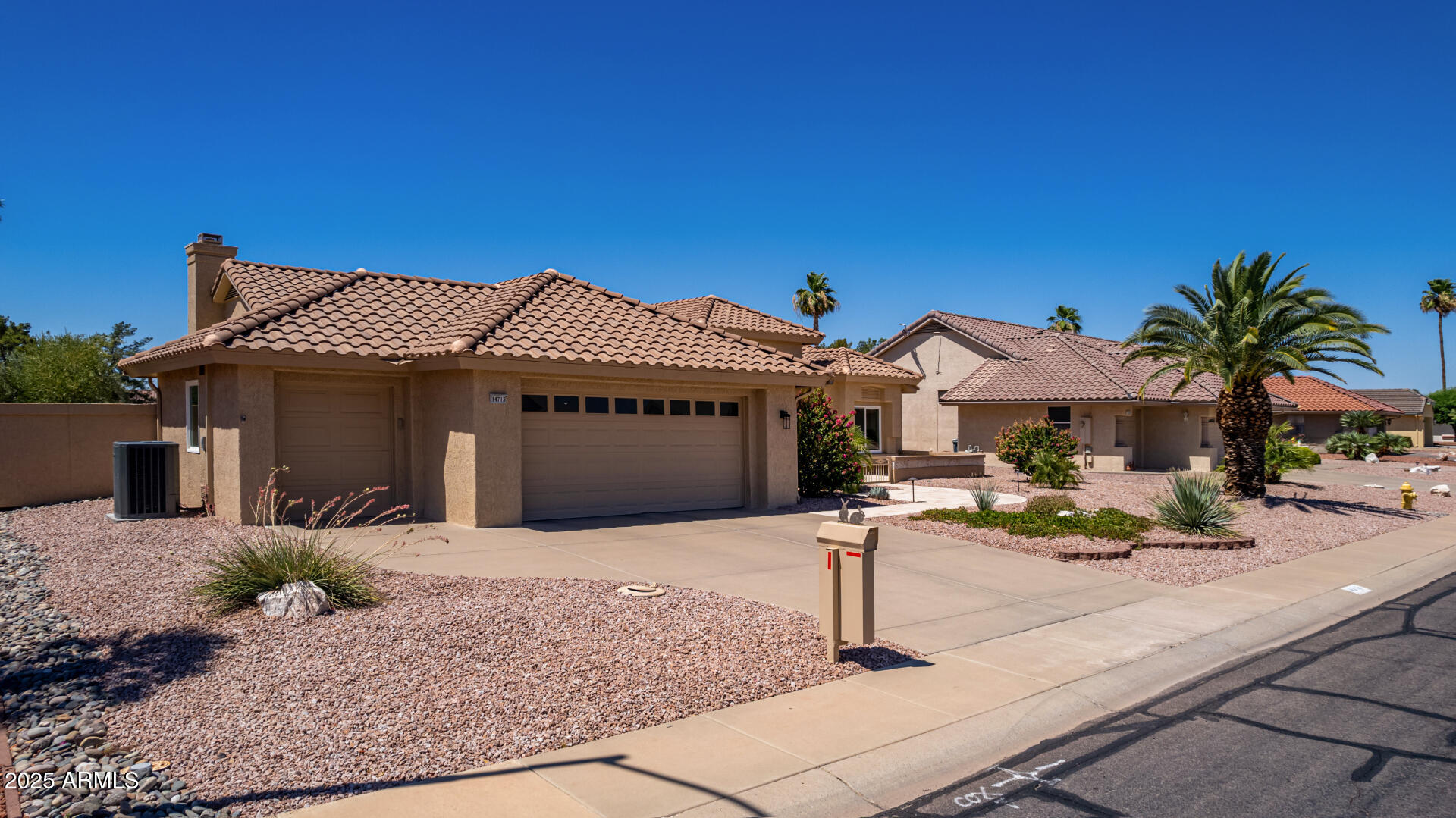 14713 W RAVENSWOOD Drive
