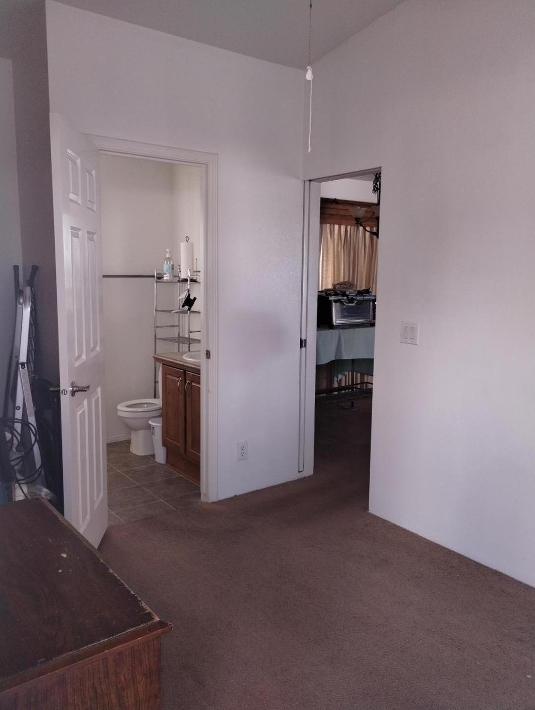 7300 N 51st Avenue F99