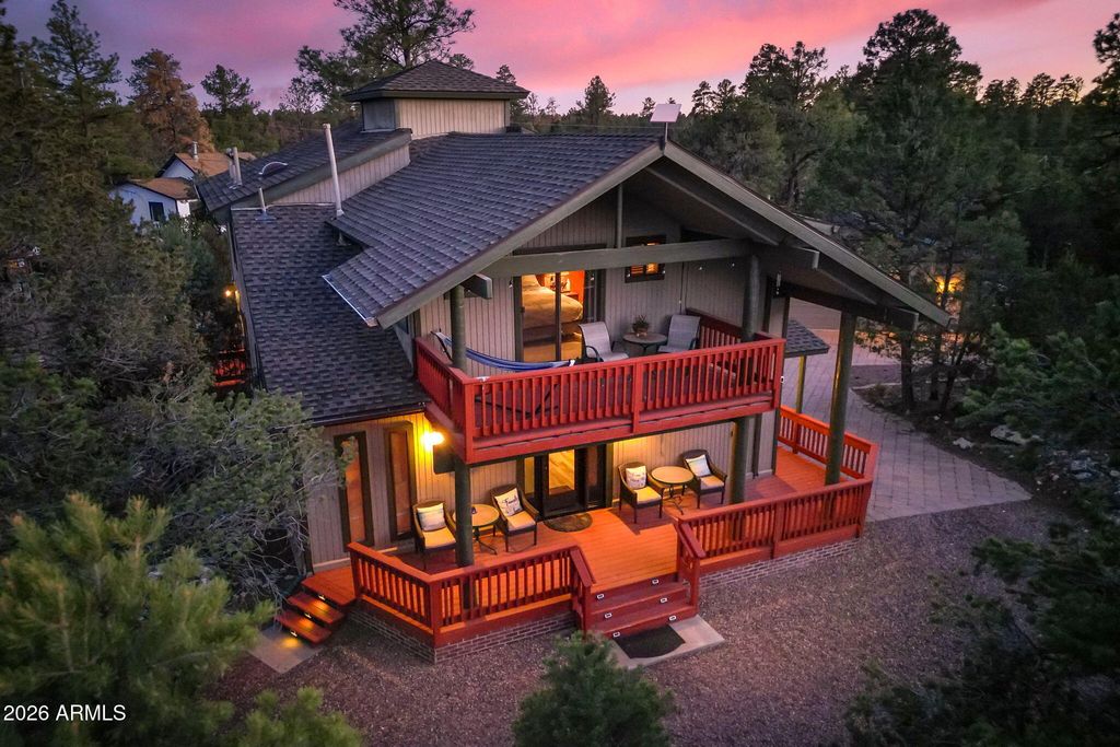 Photo of 3161 Trails End, Overgaard, AZ 85933 (MLS # 7004434)