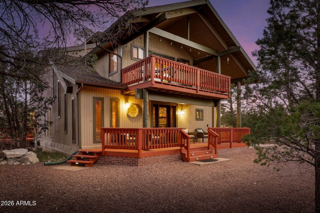 Photo of 3161 Trails End, Overgaard, AZ 85933 (MLS # 7004434)