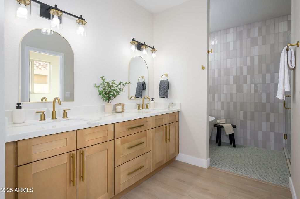 Photo of 9021 S Drea Lane, Tempe, AZ 85284 (MLS # 6958525)