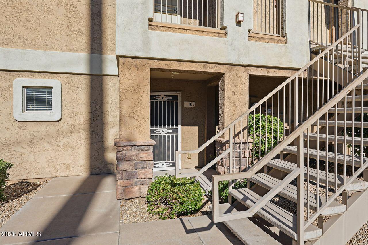 COLONY WASH VISTA CONDOMINIUMS - Residential