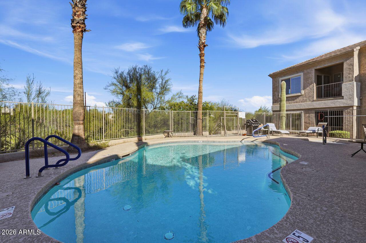 COLONY WASH VISTA CONDOMINIUMS - Residential