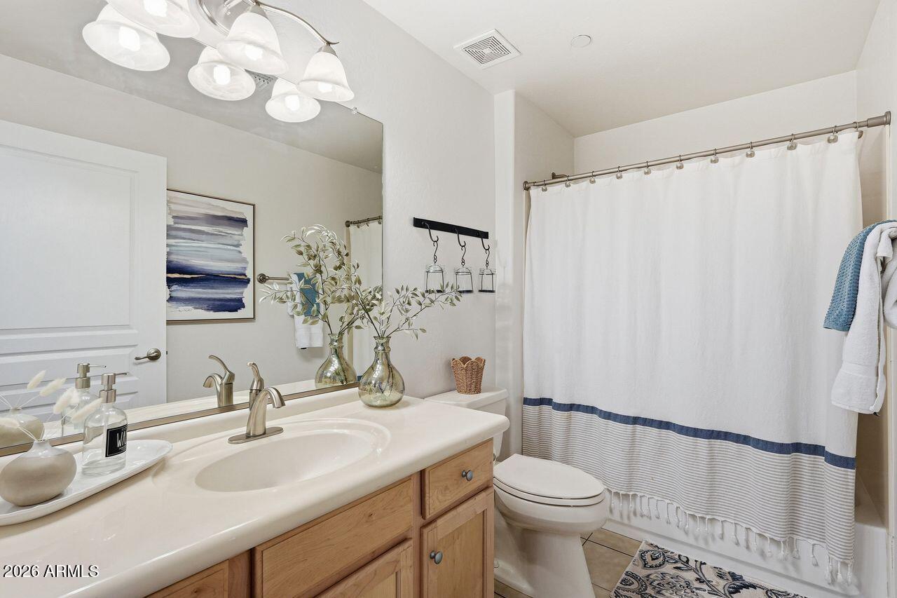 COLONY WASH VISTA CONDOMINIUMS - Residential