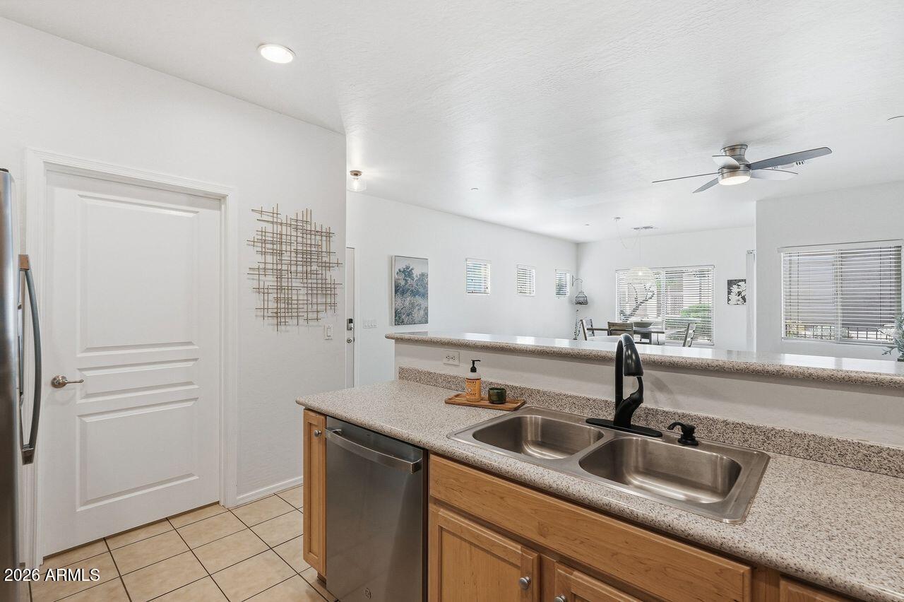 COLONY WASH VISTA CONDOMINIUMS - Residential