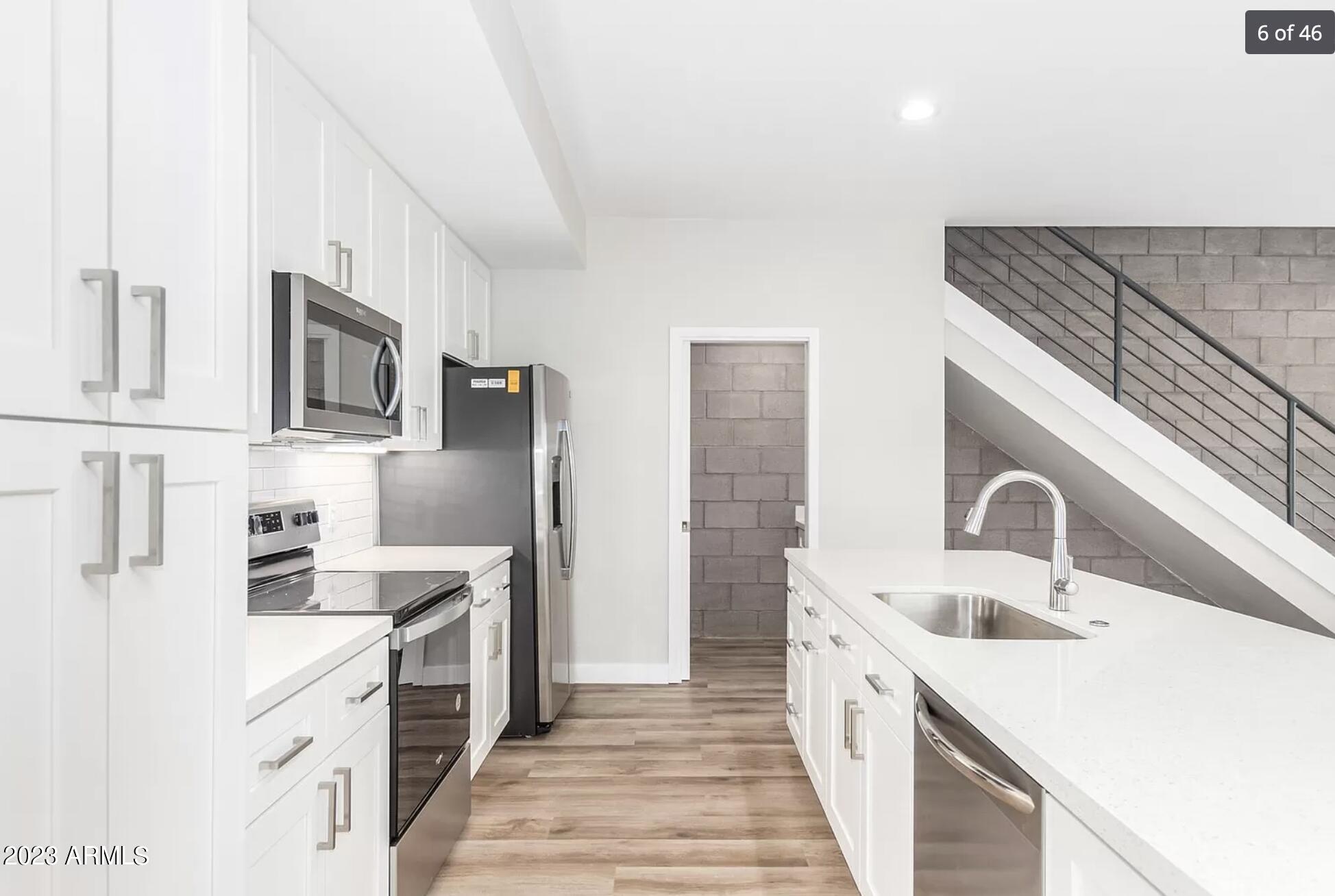 PINCHOT 34 TOWNHOMES - Residential Income