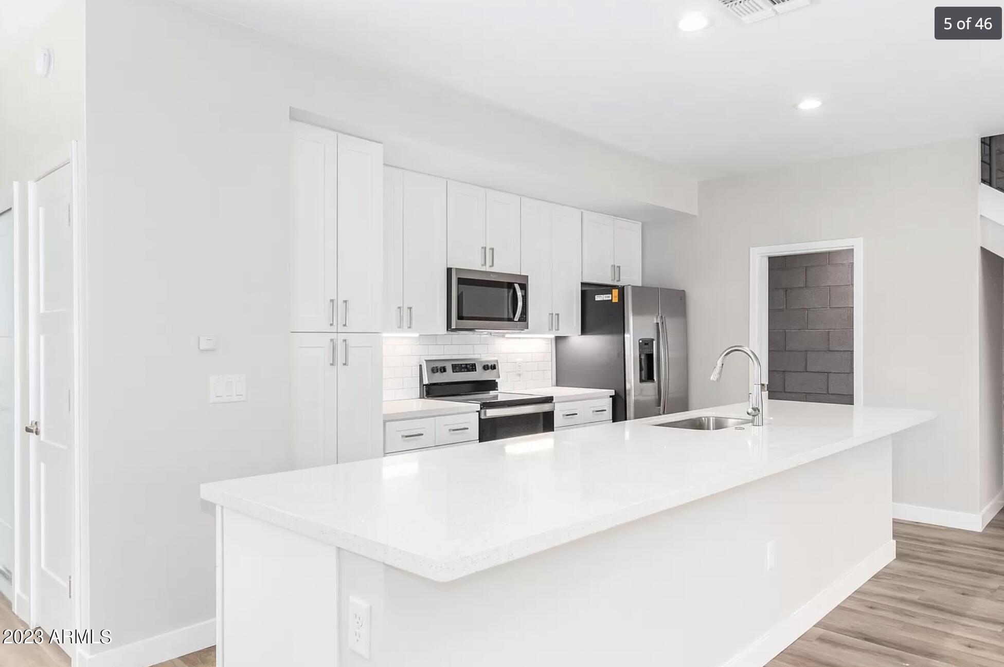 PINCHOT 34 TOWNHOMES - Residential Income