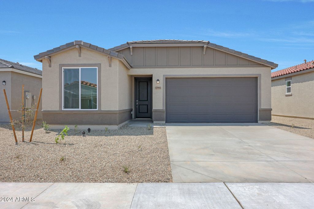 Photo of 18119 W Calle Lejos Road, Surprise, AZ 85387 (MLS # 7032361)